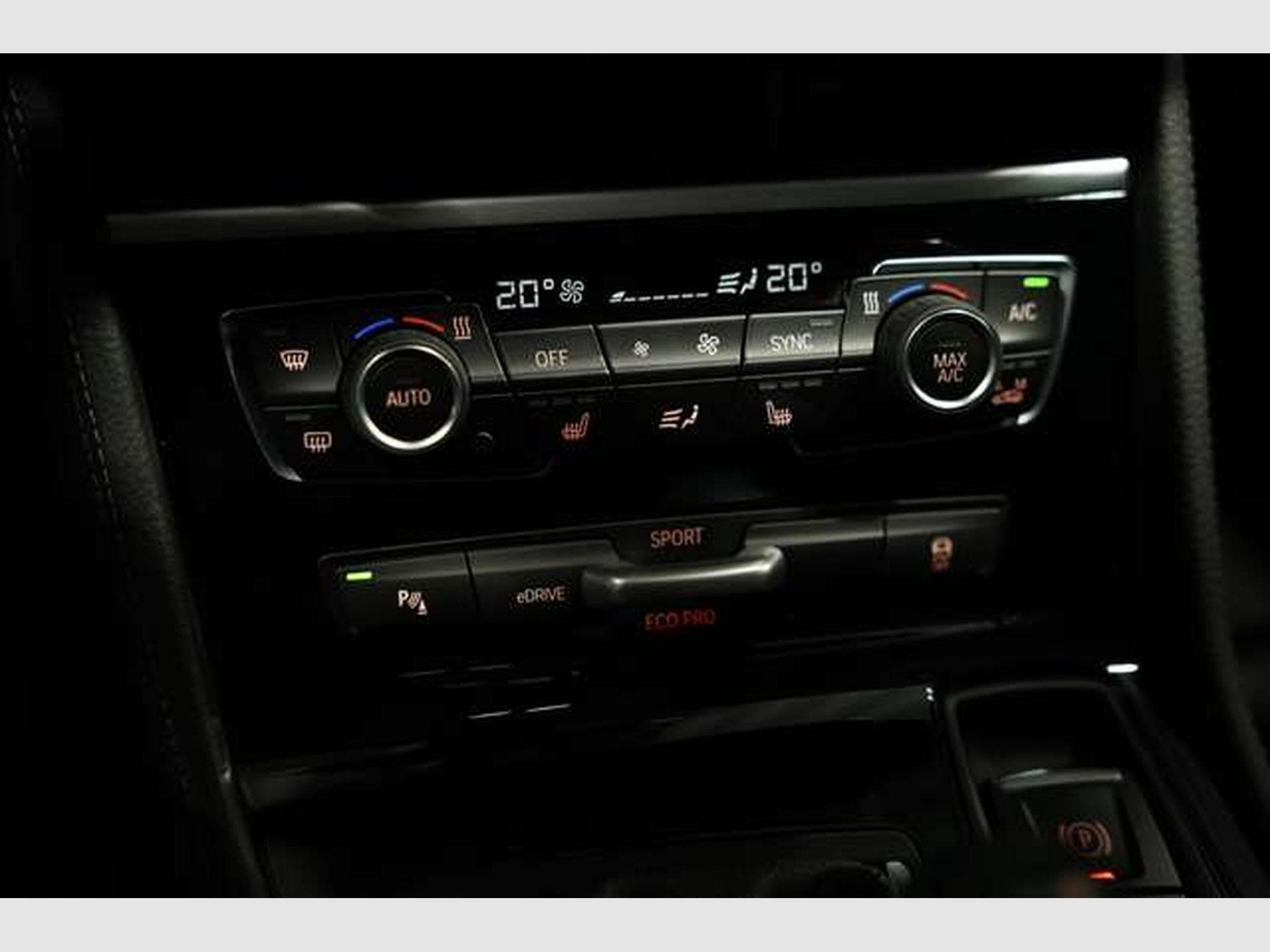 BMW 225 xe Sport Line 1.Hand *MwSt*PDC (2020) - Photo 24