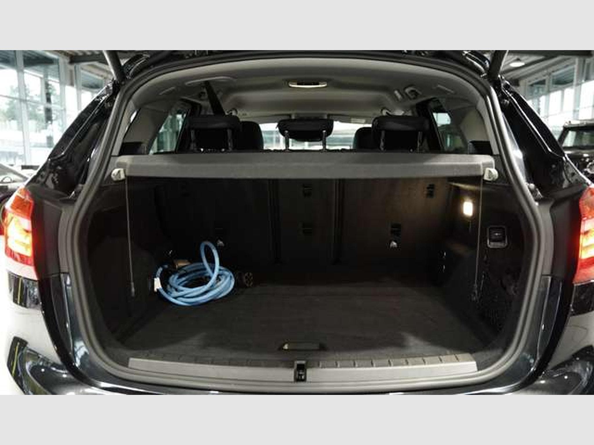 BMW 225 xe Sport Line 1.Hand *MwSt*PDC (2020) - Photo 32