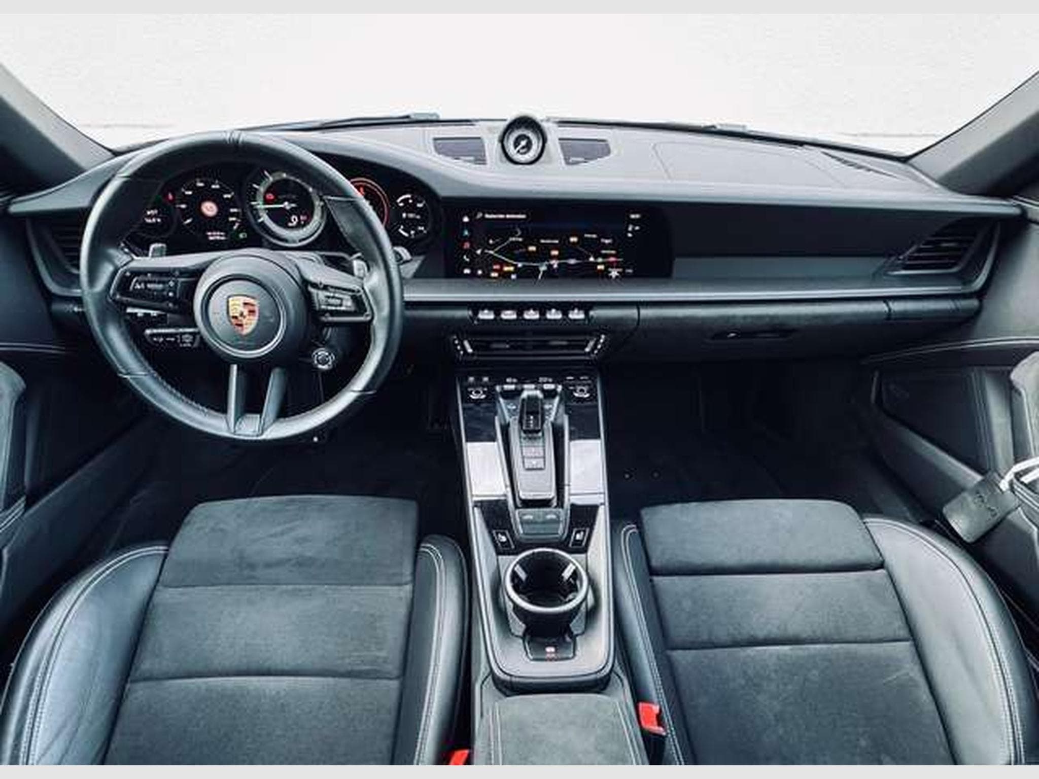 Porsche 911 992.1 Targa 4 GTS 3.0 Bi-Turbo PDK (2024) - Photo 15