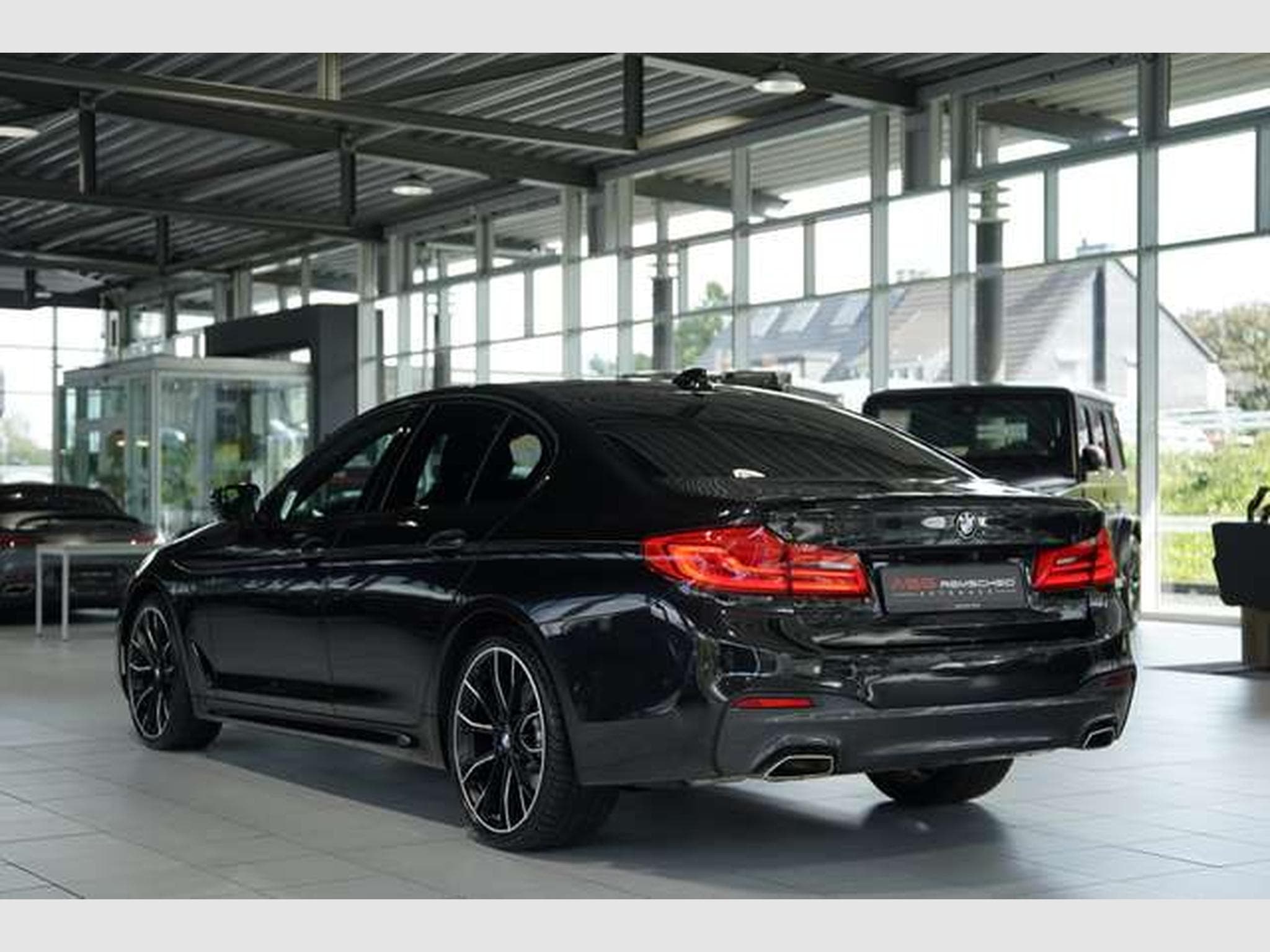 BMW 540 i xD M Sport *2.H *20 *GSD*ACC*B&W*Soft-C (2019) - Foto 9