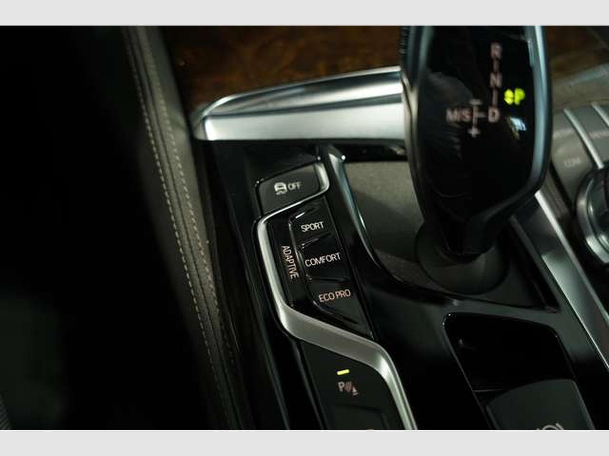 BMW 540 i xD M Sport *2.H *20 *GSD*ACC*B&W*Soft-C (2019) - Foto 30