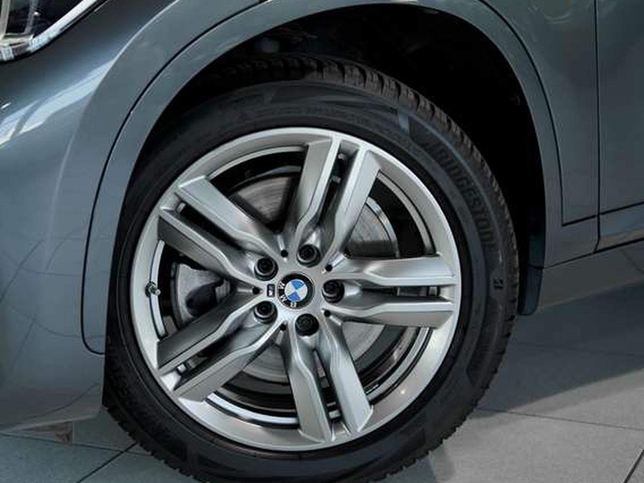 BMW X1 xD 20 d M Sport *2.H *Kamera *CarPlay *Navi (2020) - Foto 3