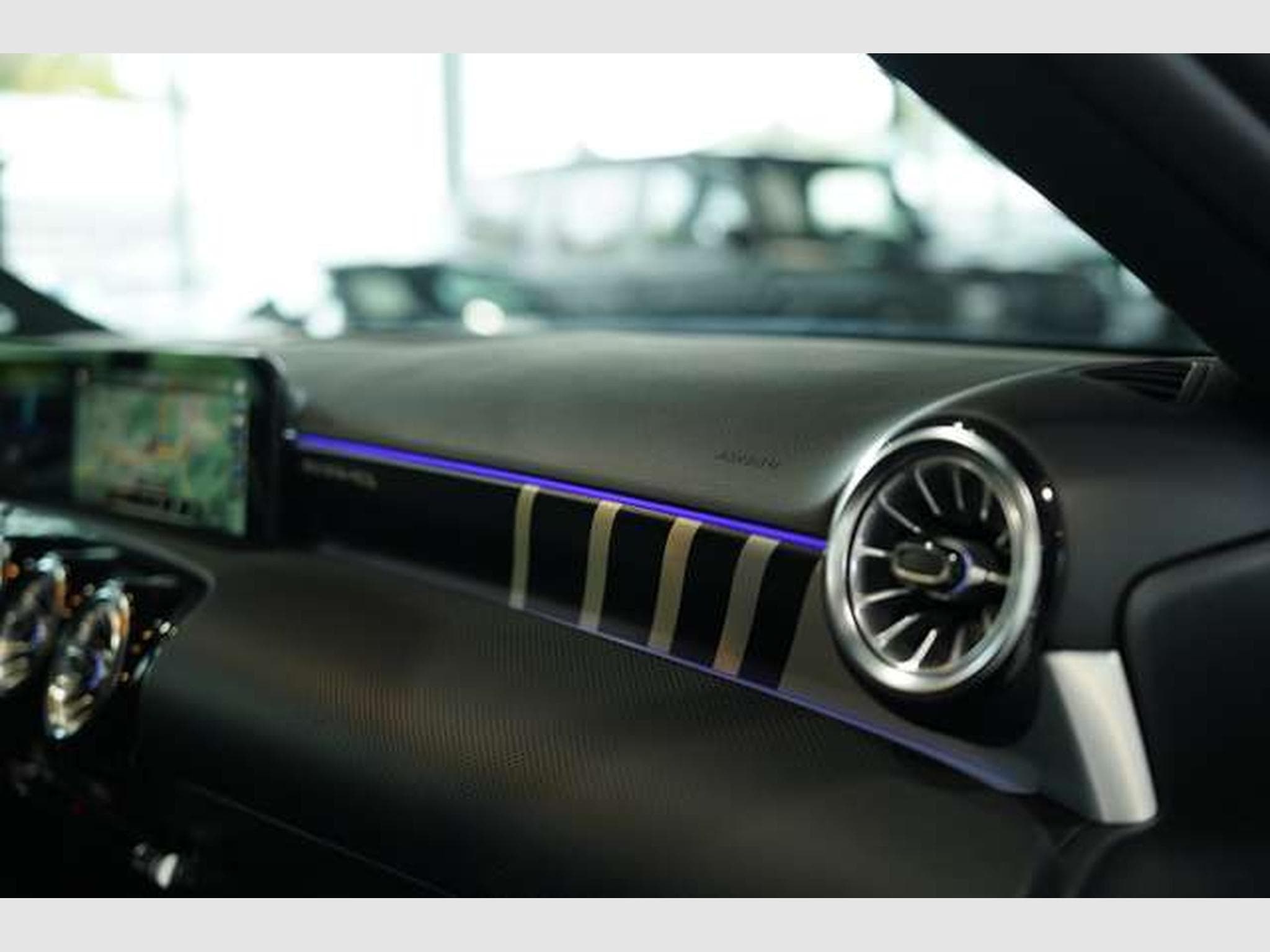 Mercedes A 45 AMG S 4M *2.H *19 *Aerody *Night *Pano (2022) - Photo 24