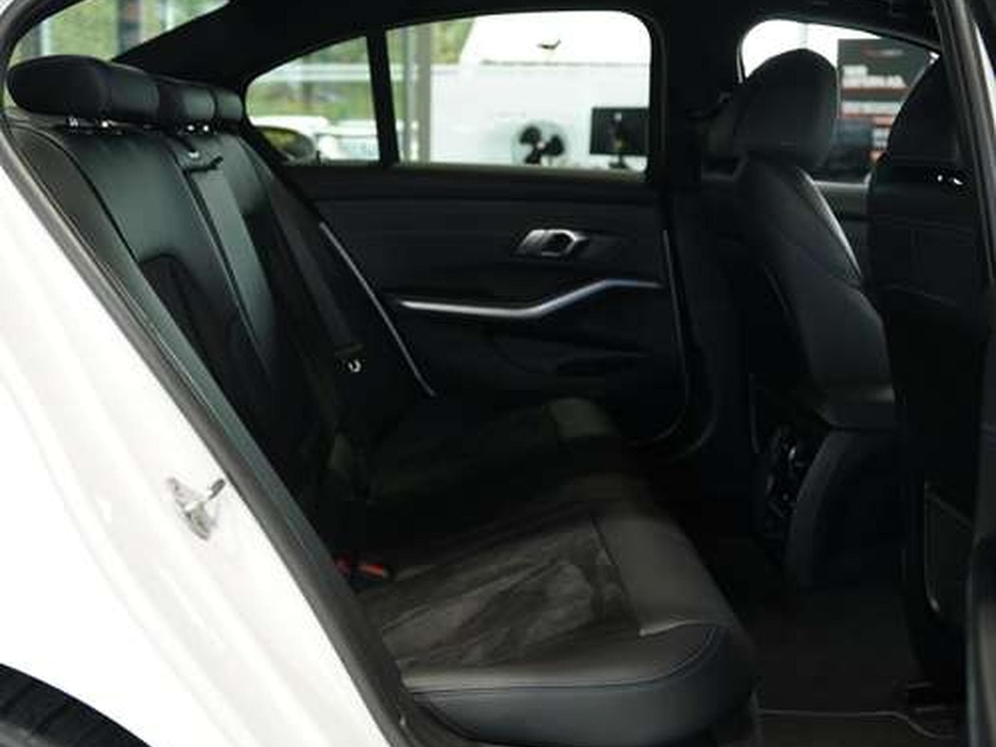 BMW 330 e Limousine M Sport *LiveCockpit *Alcantara (2020) - Foto 19