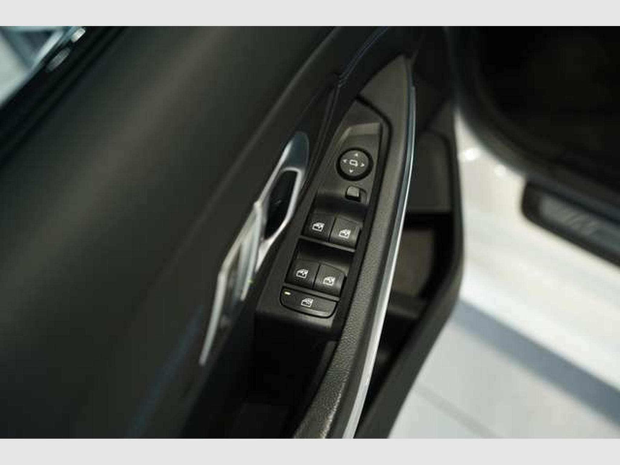 BMW 330 e Limousine M Sport *LiveCockpit *Alcantara (2020) - Foto 23