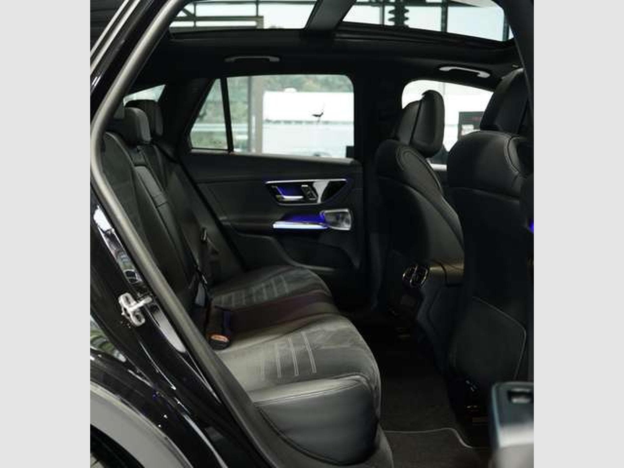 Mercedes GLC 300 d 4M AMG Line *20 *Pano *Night *AHK (2023) - Photo 21