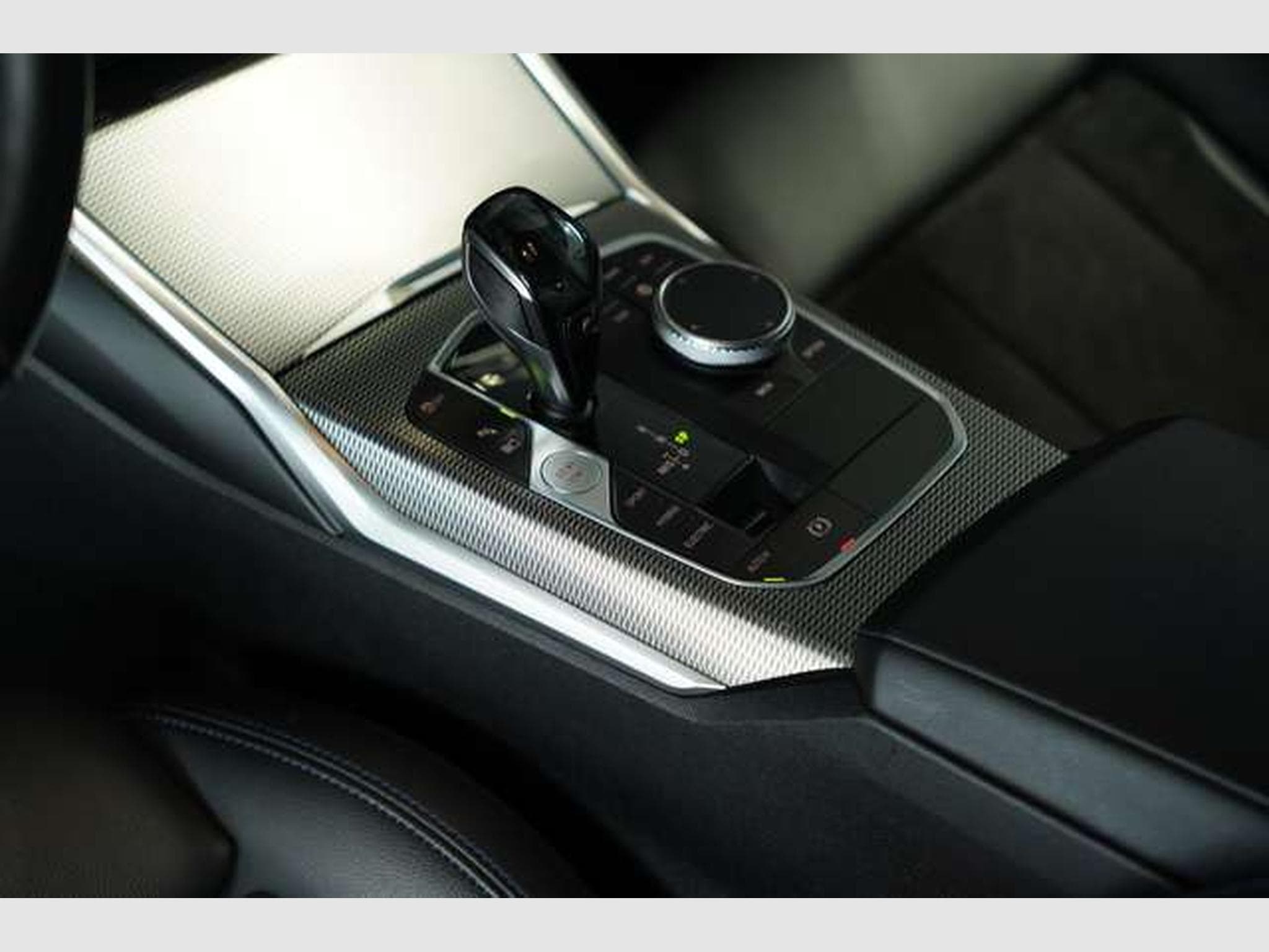BMW 330 e Limousine M Sport *LiveCockpit *Alcantara (2020) - Foto 26