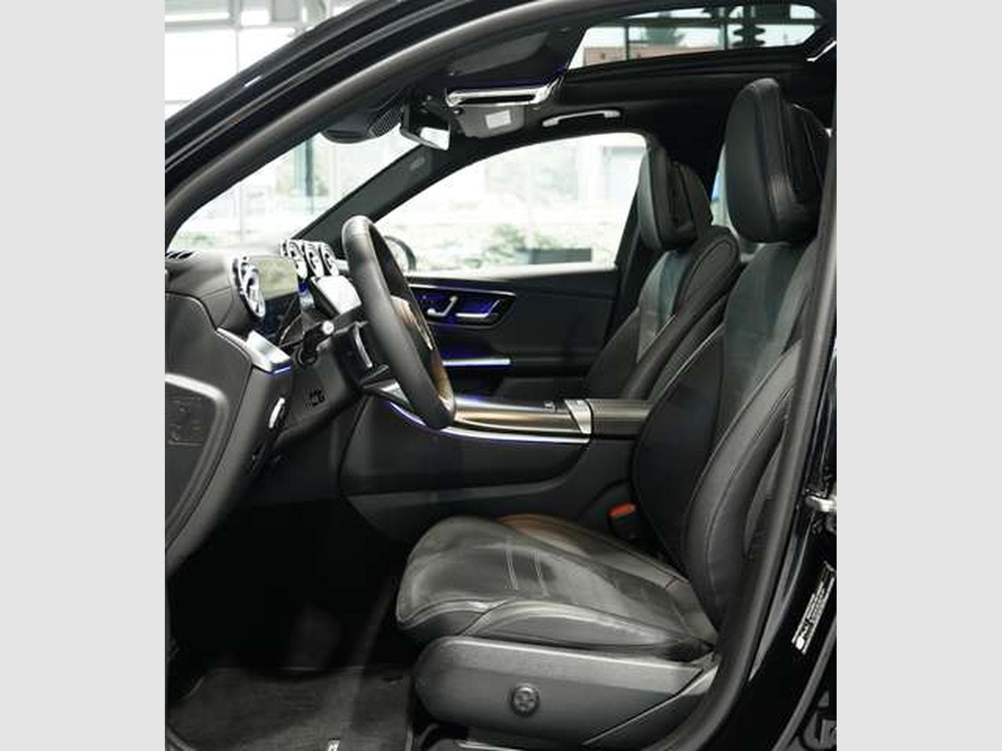 Mercedes GLC 300 d 4M AMG Line *20 *Pano *Night *AHK (2023) - Photo 24