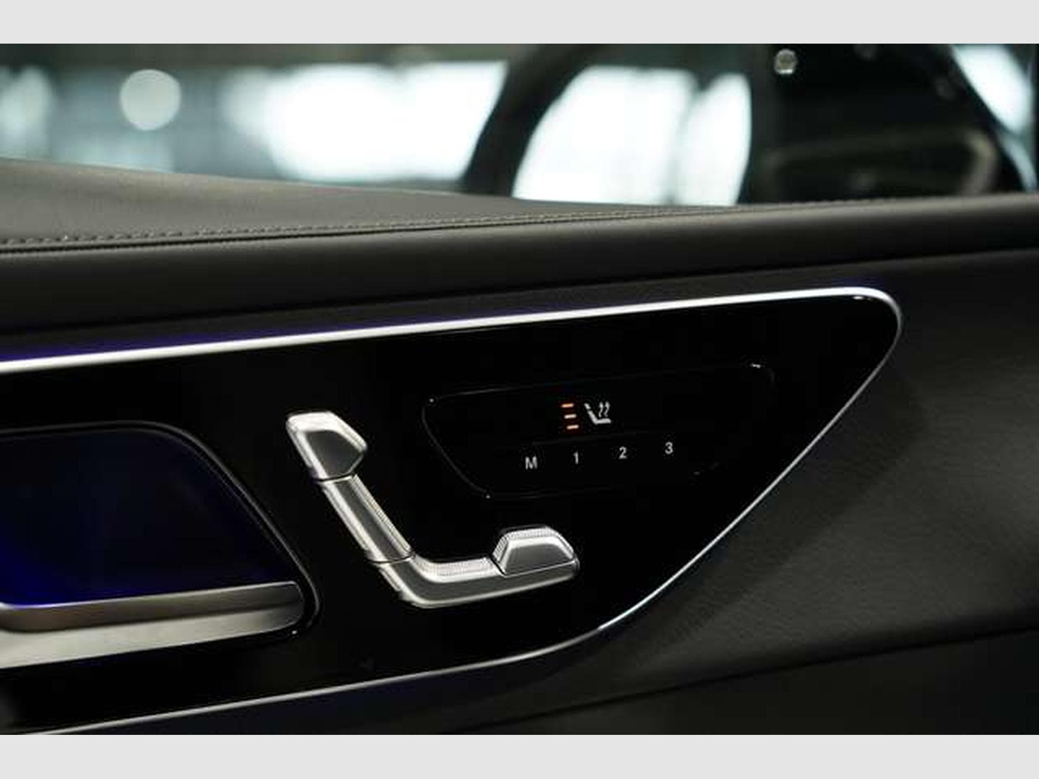 Mercedes GLC 300 d 4M AMG Line *20 *Pano *Night *AHK (2023) - Photo 26
