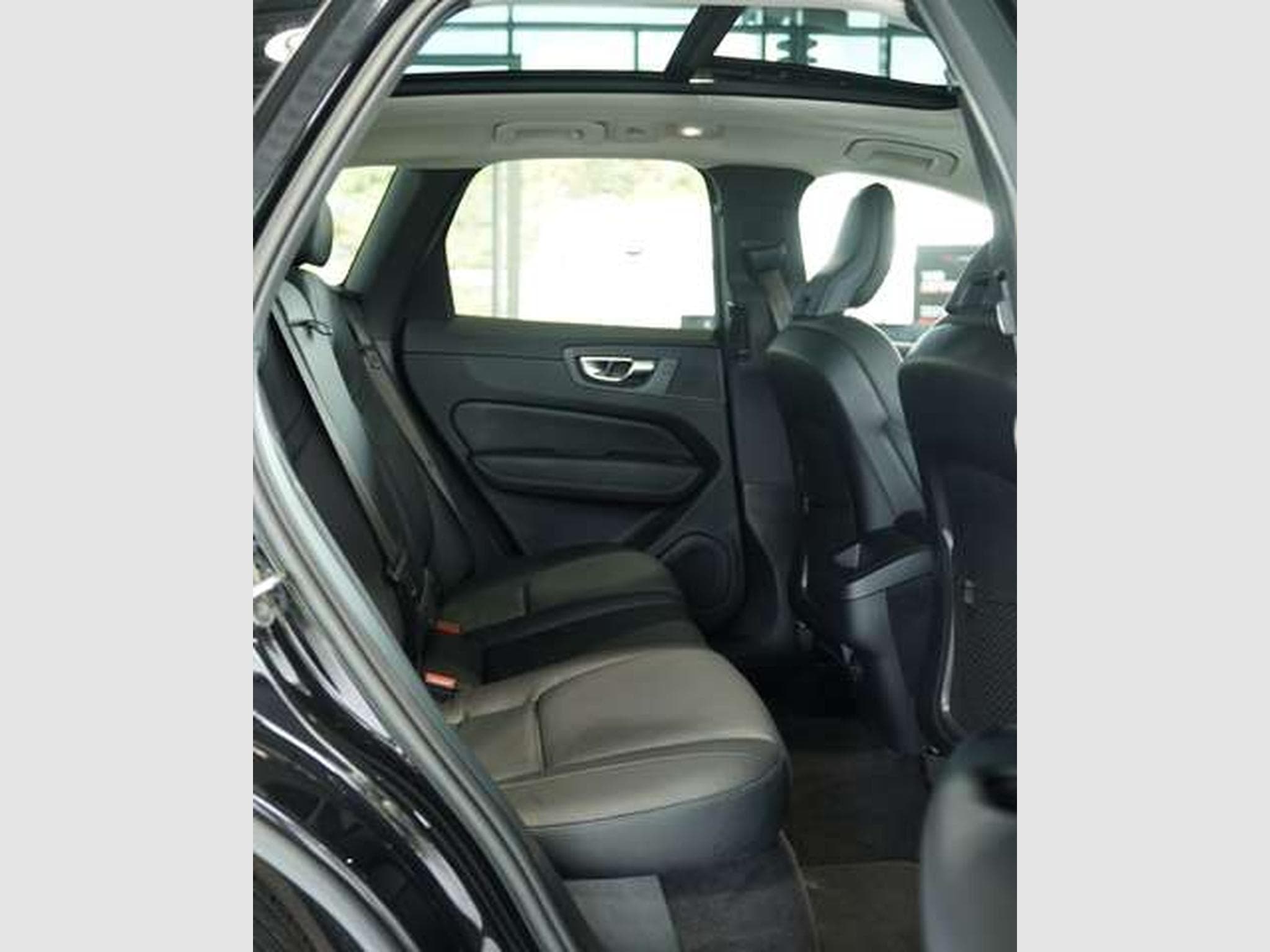 Volvo XC60 Inspriction 4WD *1.Hand *Digital *GSD *360 (2022) - Foto 20