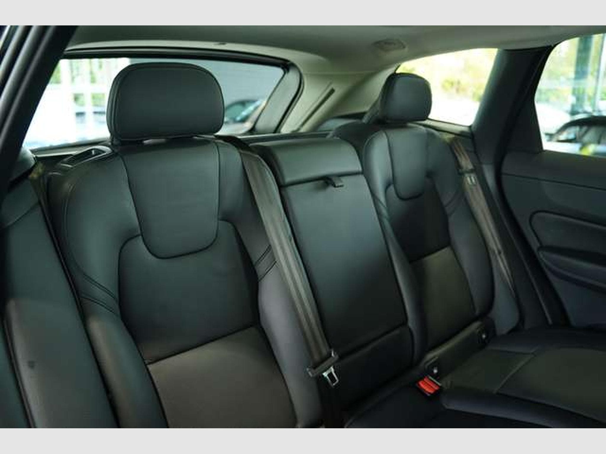 Volvo XC60 Inspriction 4WD *1.Hand *Digital *GSD *360 (2022) - Foto 21