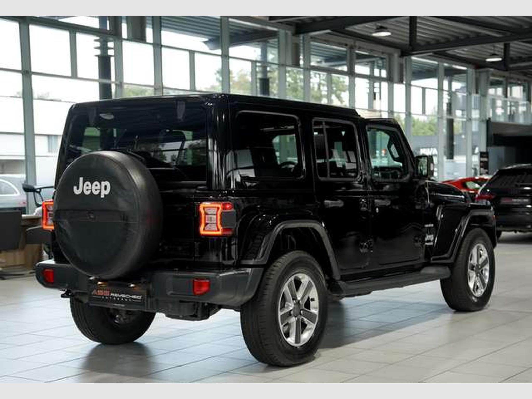 Jeep Wrangler 2.2 CRDi Sahara 2.Hand *Dual-Top *SHZ (2019) - Foto 6