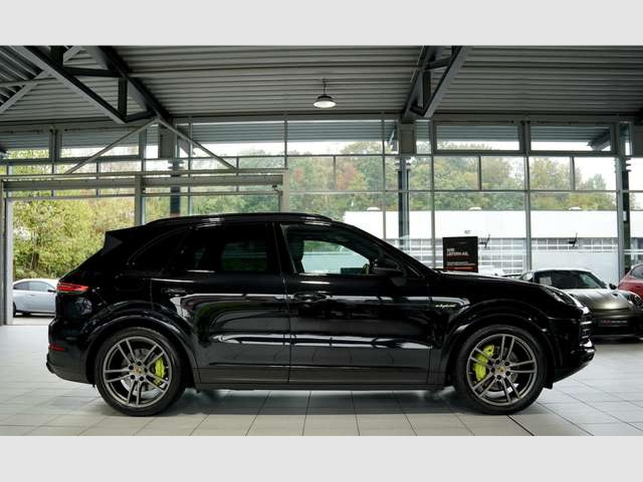 Porsche Cayenne E-Hybrid 1.H *21 *Chrono*BOSE*Pano*LUFT (2021) - Photo 6