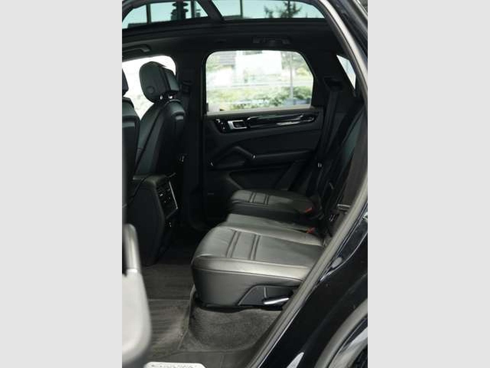 Porsche Cayenne E-Hybrid 1.H *21 *Chrono*BOSE*Pano*LUFT (2021) - Photo 23