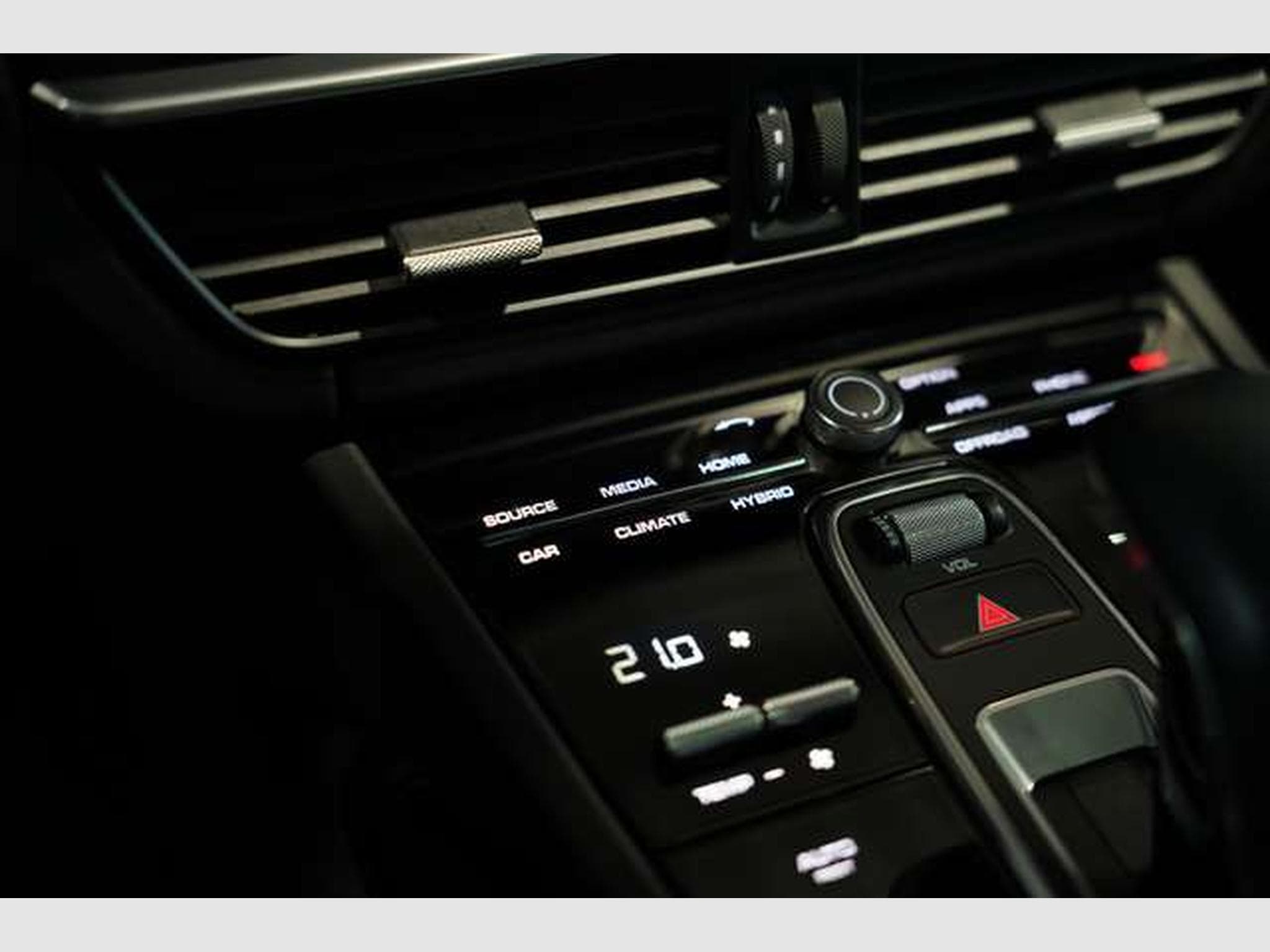 Porsche Cayenne E-Hybrid 1.H *21 *Chrono*BOSE*Pano*LUFT (2021) - Photo 30