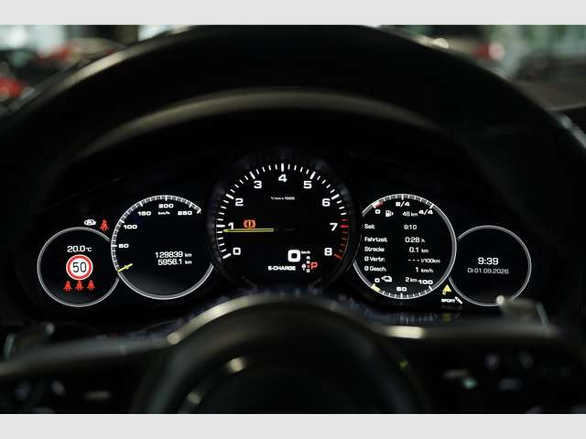Porsche Cayenne E-Hybrid 1.H *21 *Chrono*BOSE*Pano*LUFT (2021) - Photo 40