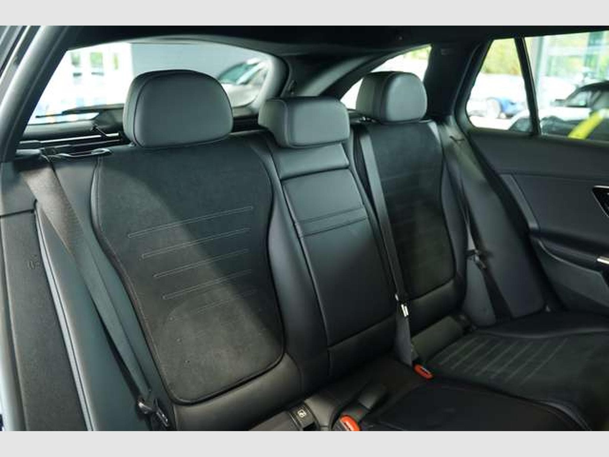 Mercedes C 300 d T AMG Line *Night *ACC *Kamera *Digital (2021) - Photo 22
