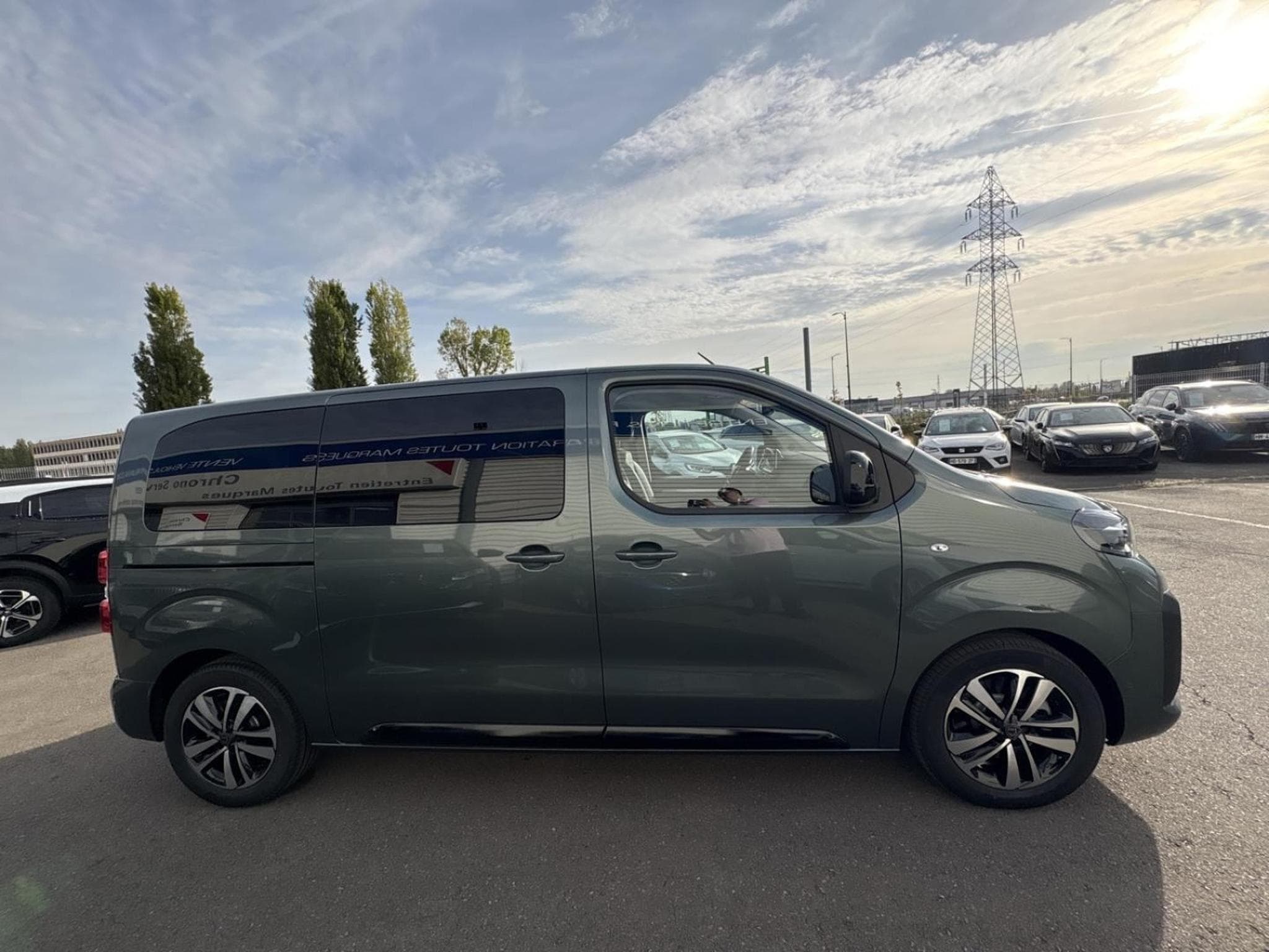 Peugeot Traveller Traveller ALLURE L2 180cv EAT8 (2026) - Foto 9