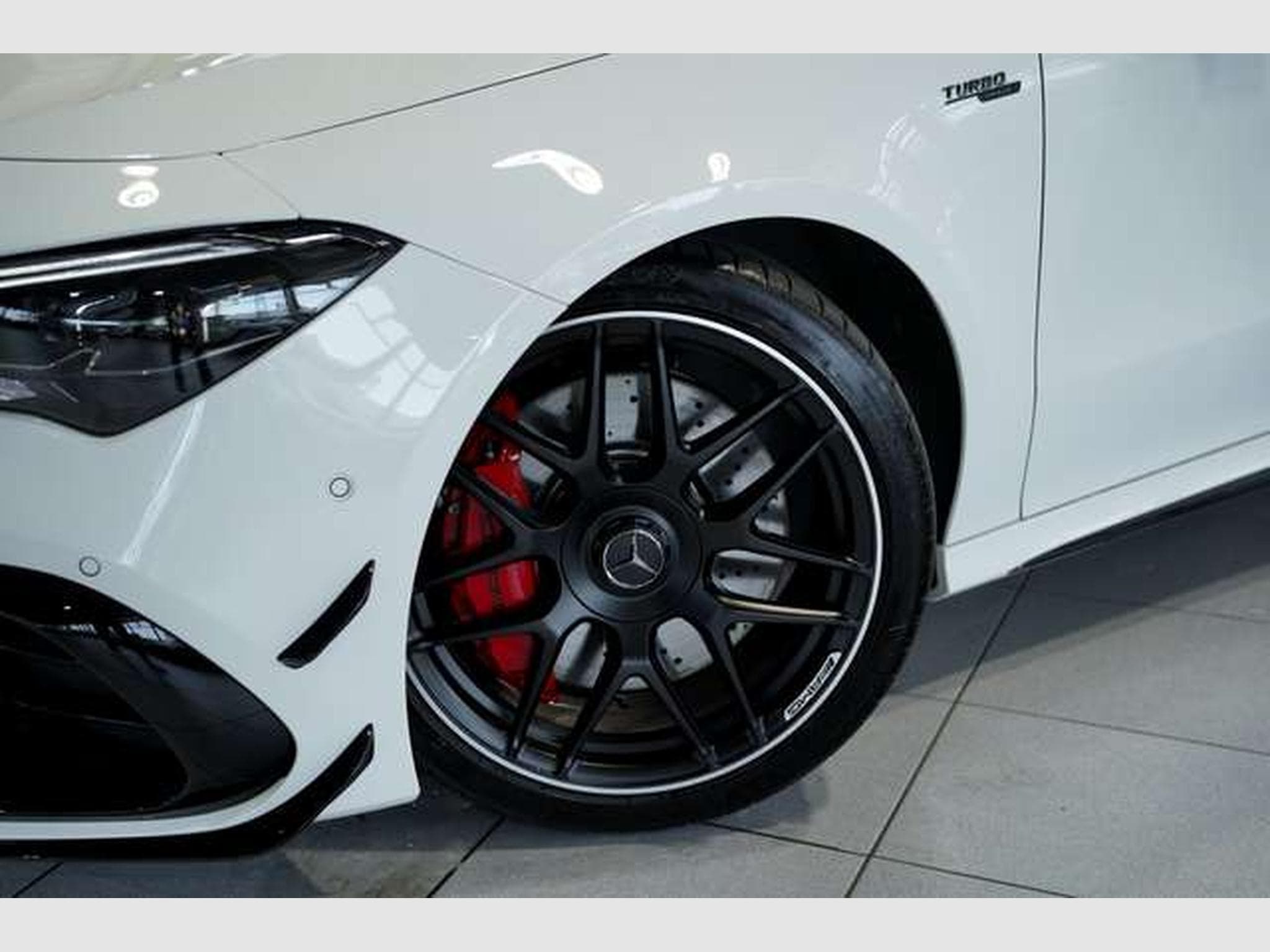Mercedes CLA 45 AMG S 4M 2.H *19 *Schale (2025) - Foto 3