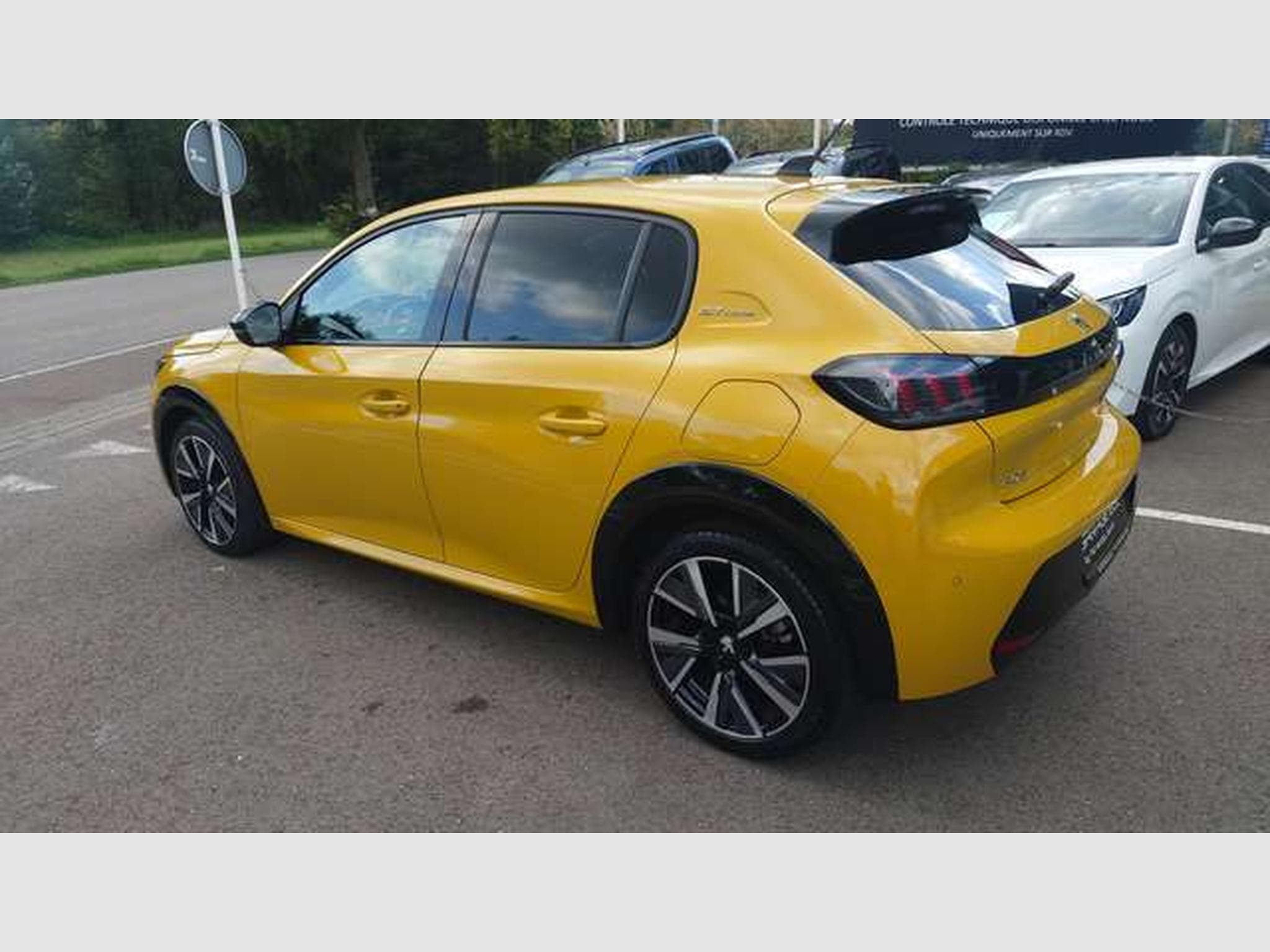 Peugeot 208 GT (2020) - Foto 2