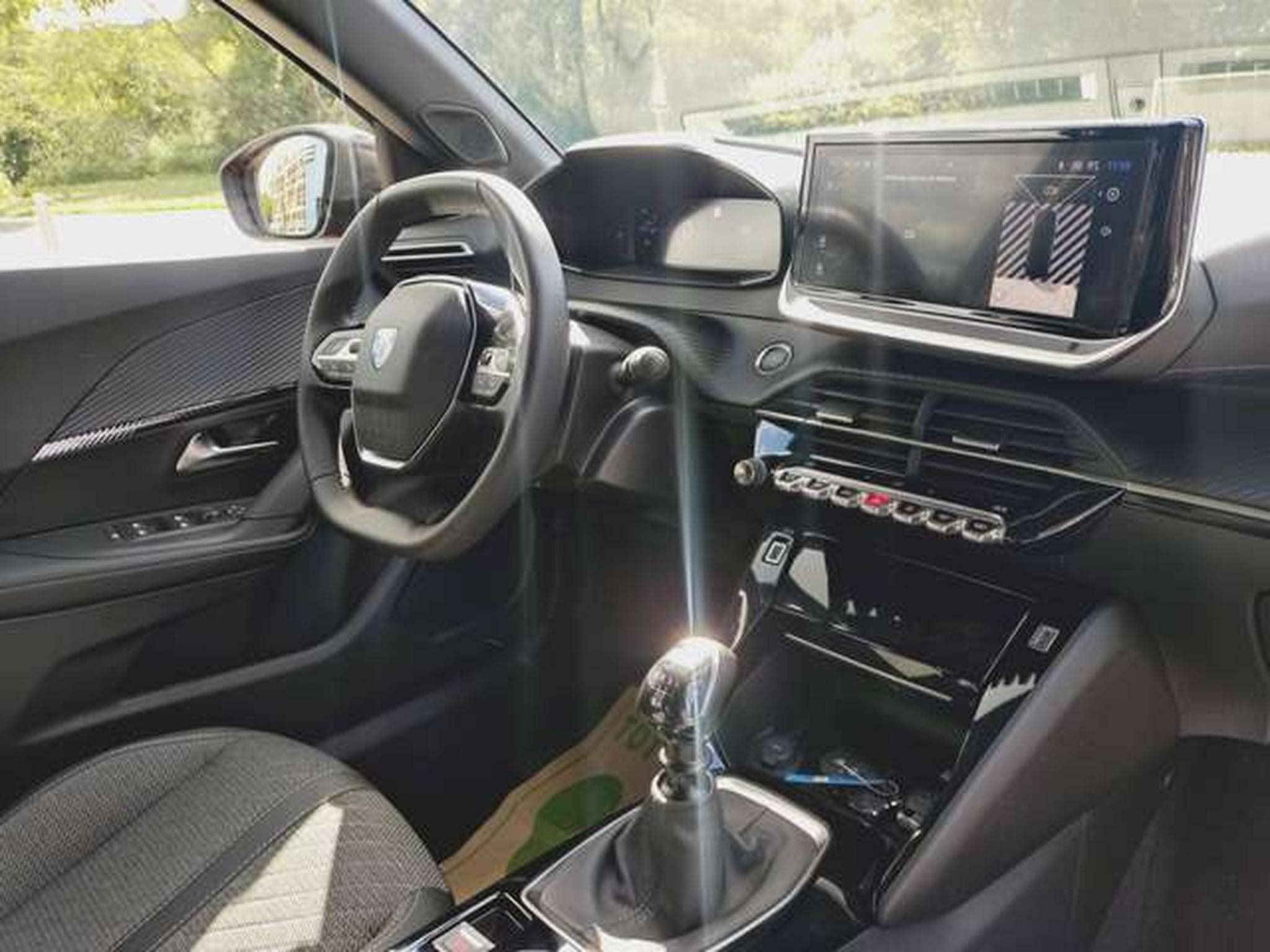 Peugeot 2008 Allure (2025) - Photo 7