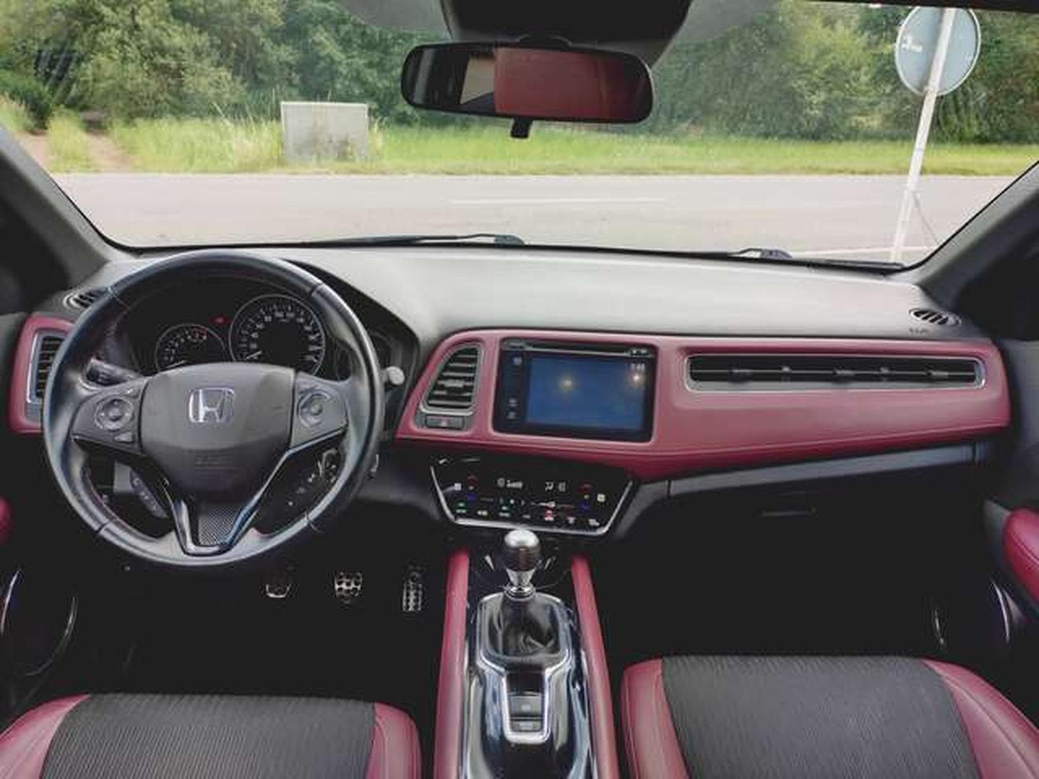 Honda HR-V Sport (2019) - Photo 10