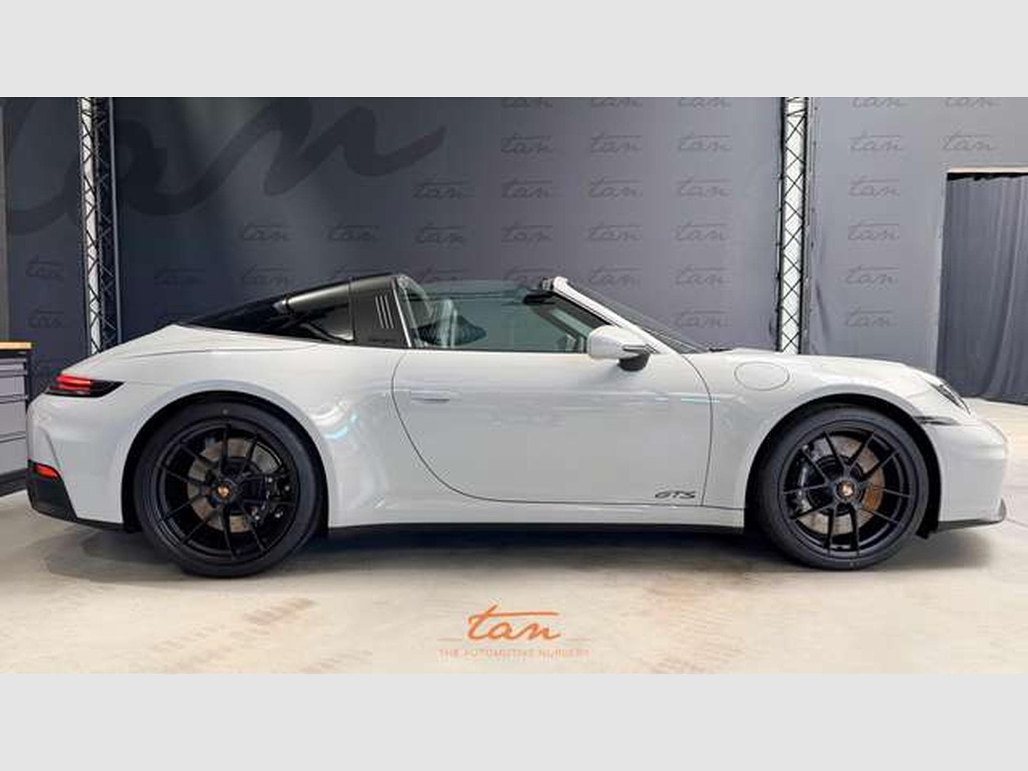 Porsche 911 .2 TARGA 4 GTS Facelift - New Car -Discount -10,3% (2026) - Photo 4