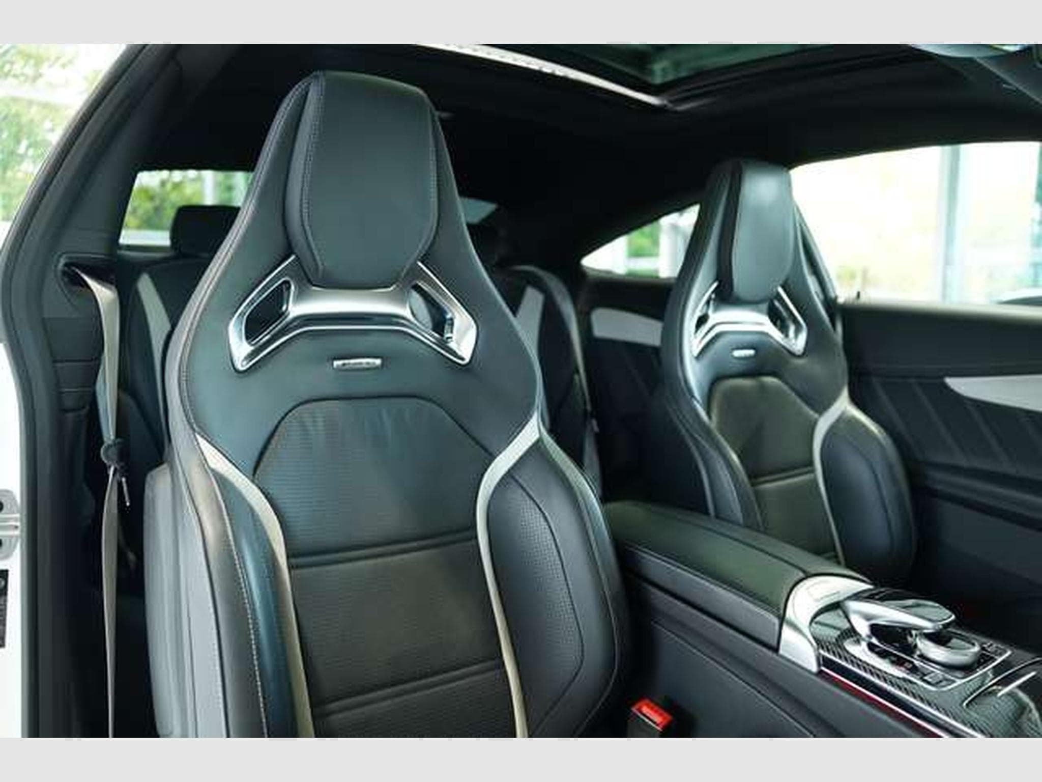 Mercedes C 63 AMG S Coupé *2.H *Perf-Sitze *Pano *S-Abgas (2022) - Photo 29