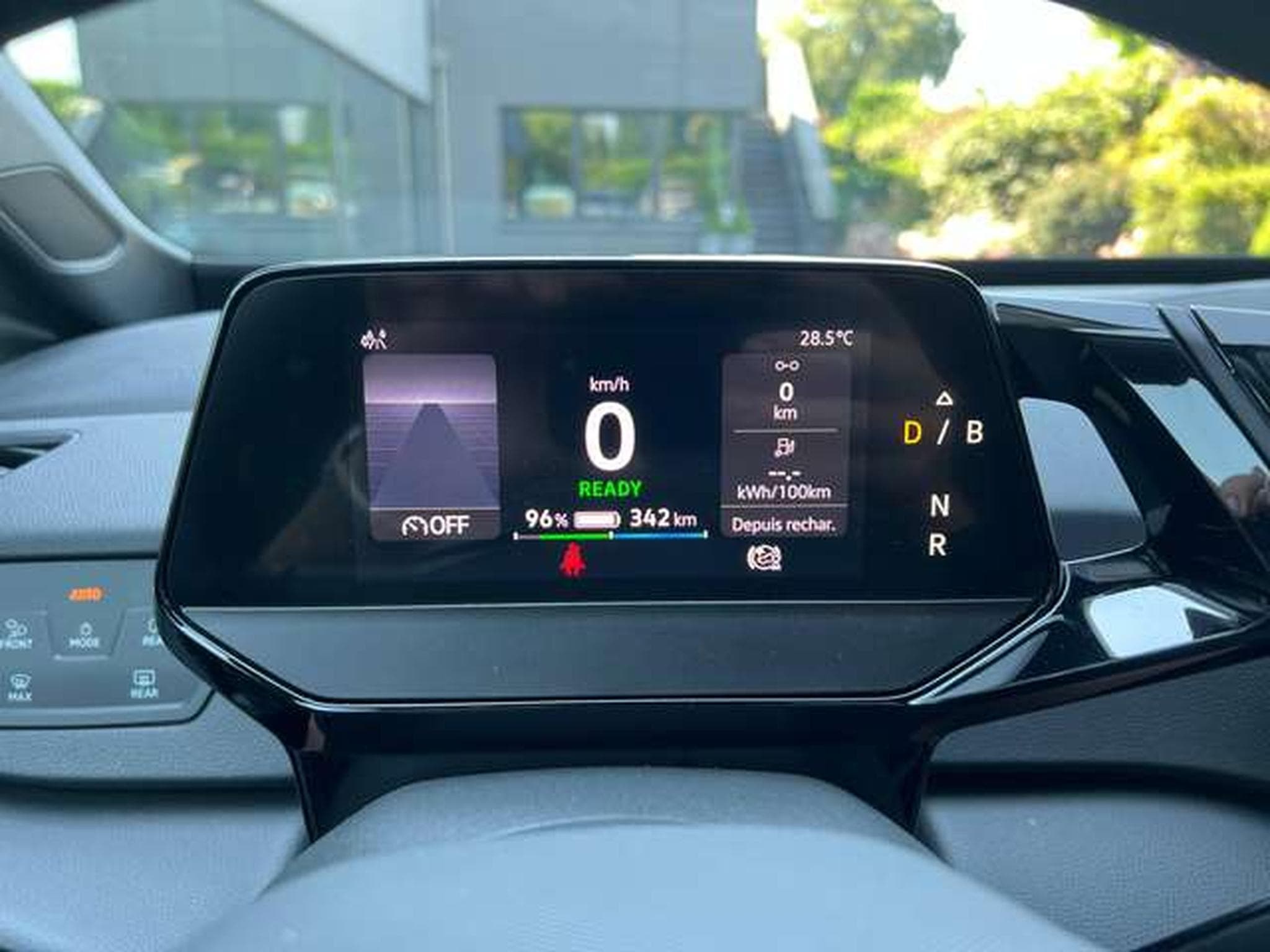 VW ID.3 PRO 204 CV ELECTRIQUE (2024) - Photo 8