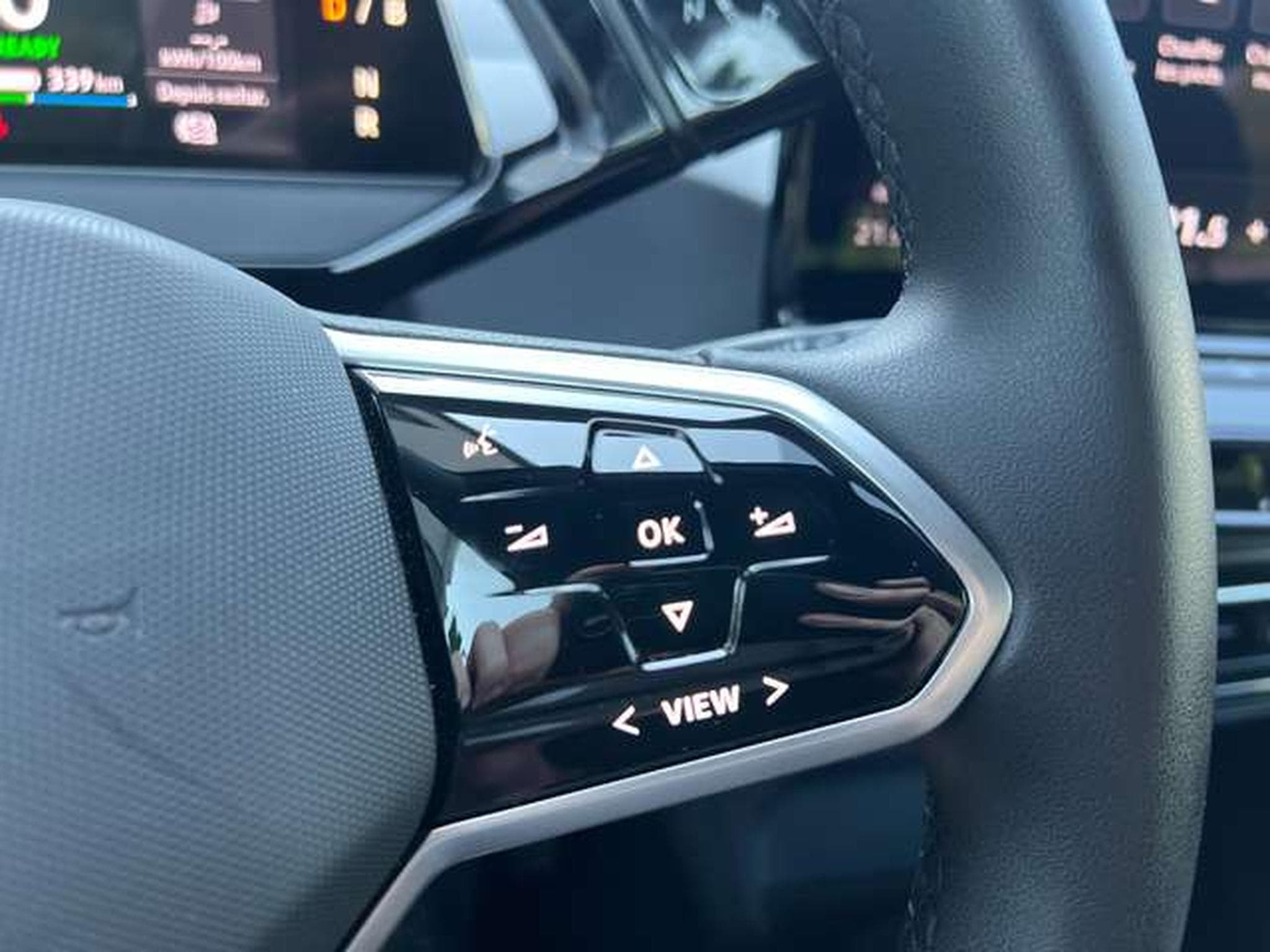 VW ID.3 PRO 204 CV ELECTRIQUE (2024) - Photo 11