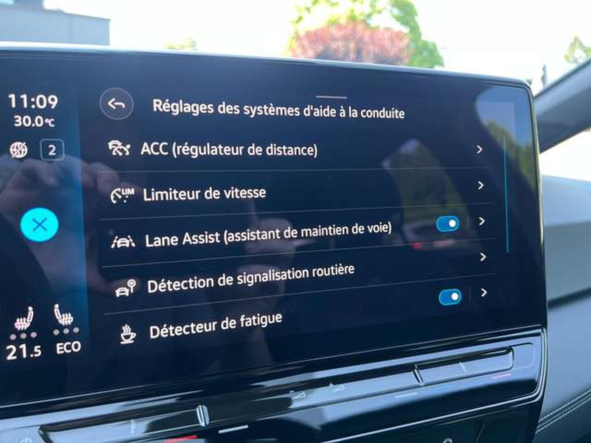 VW ID.3 PRO 204 CV ELECTRIQUE (2024) - Photo 20