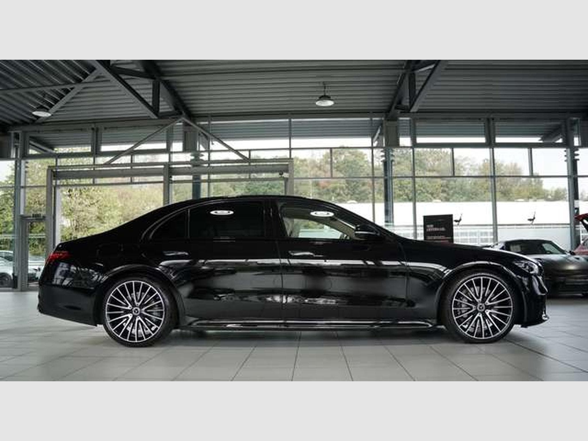 Mercedes S 450 d 4M L AMG Line *21*Pano*Chauffeur*MwSt (2024) - Photo 5