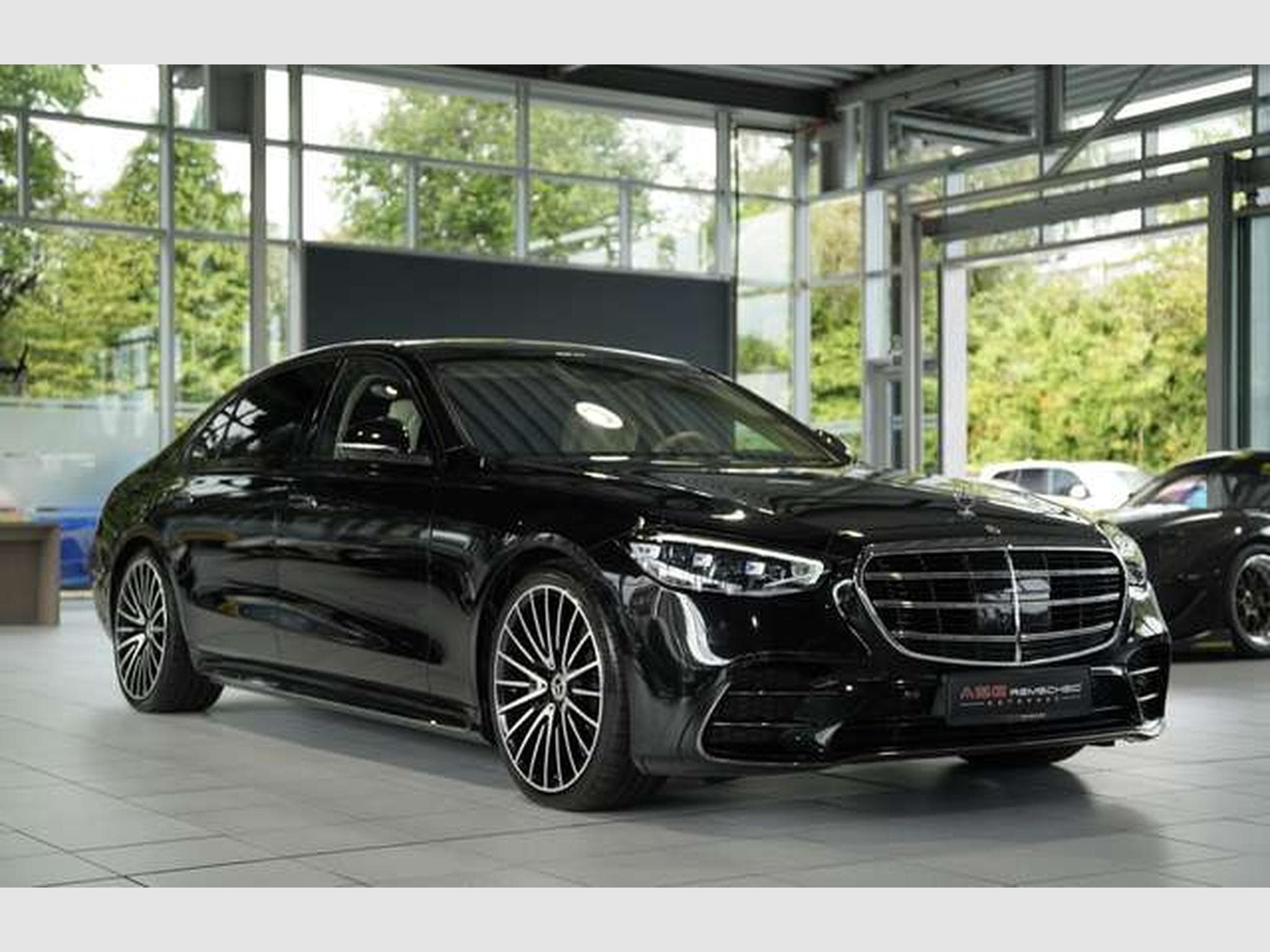 Mercedes S 450 d 4M L AMG Line *21*Pano*Chauffeur*MwSt (2024) - Photo 4