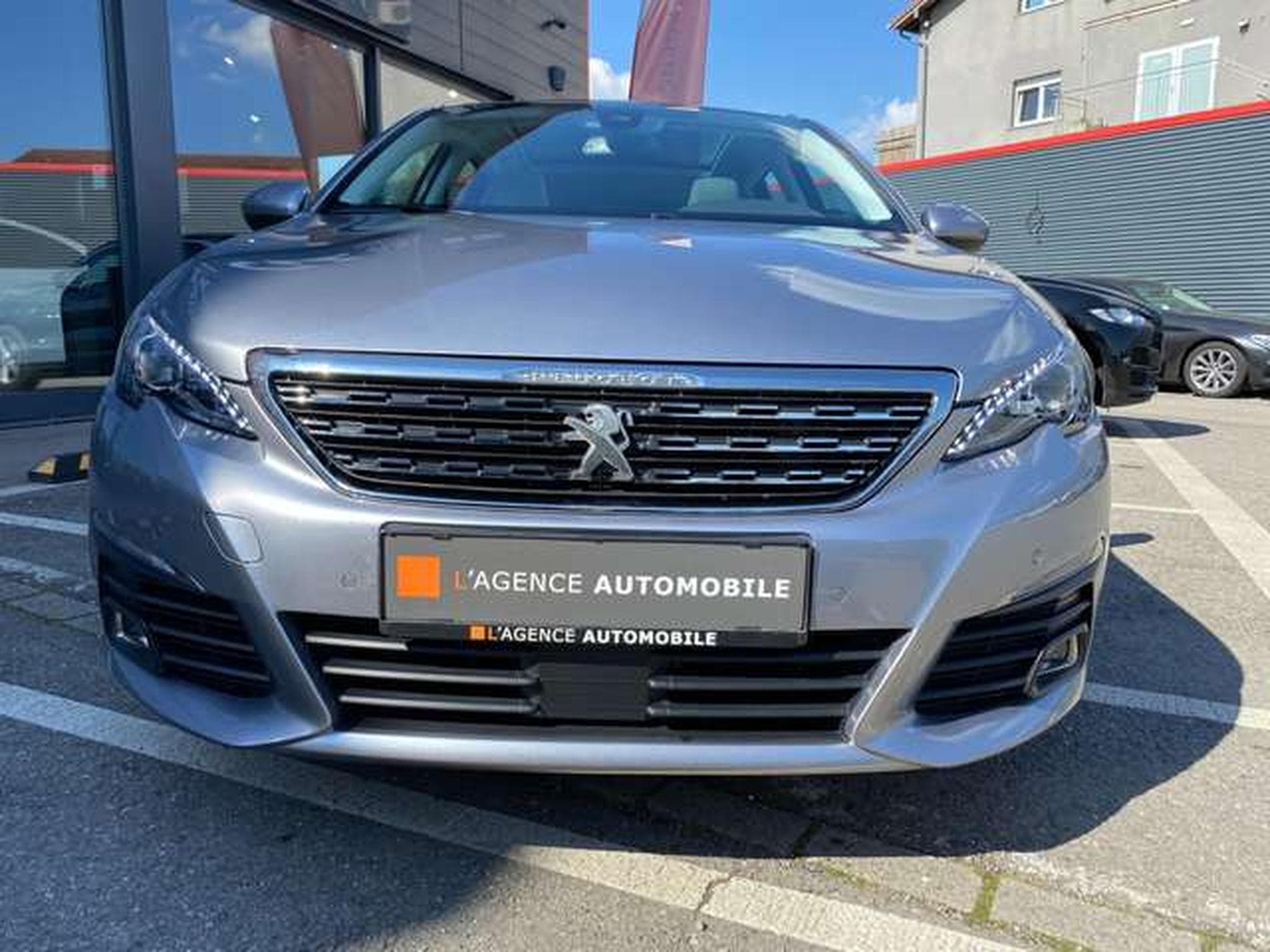 Peugeot 308 SW 130 GPF EAT8 Stop - JUSQU'A 36 MOIS DE GARANTIE (2019) - Photo 4