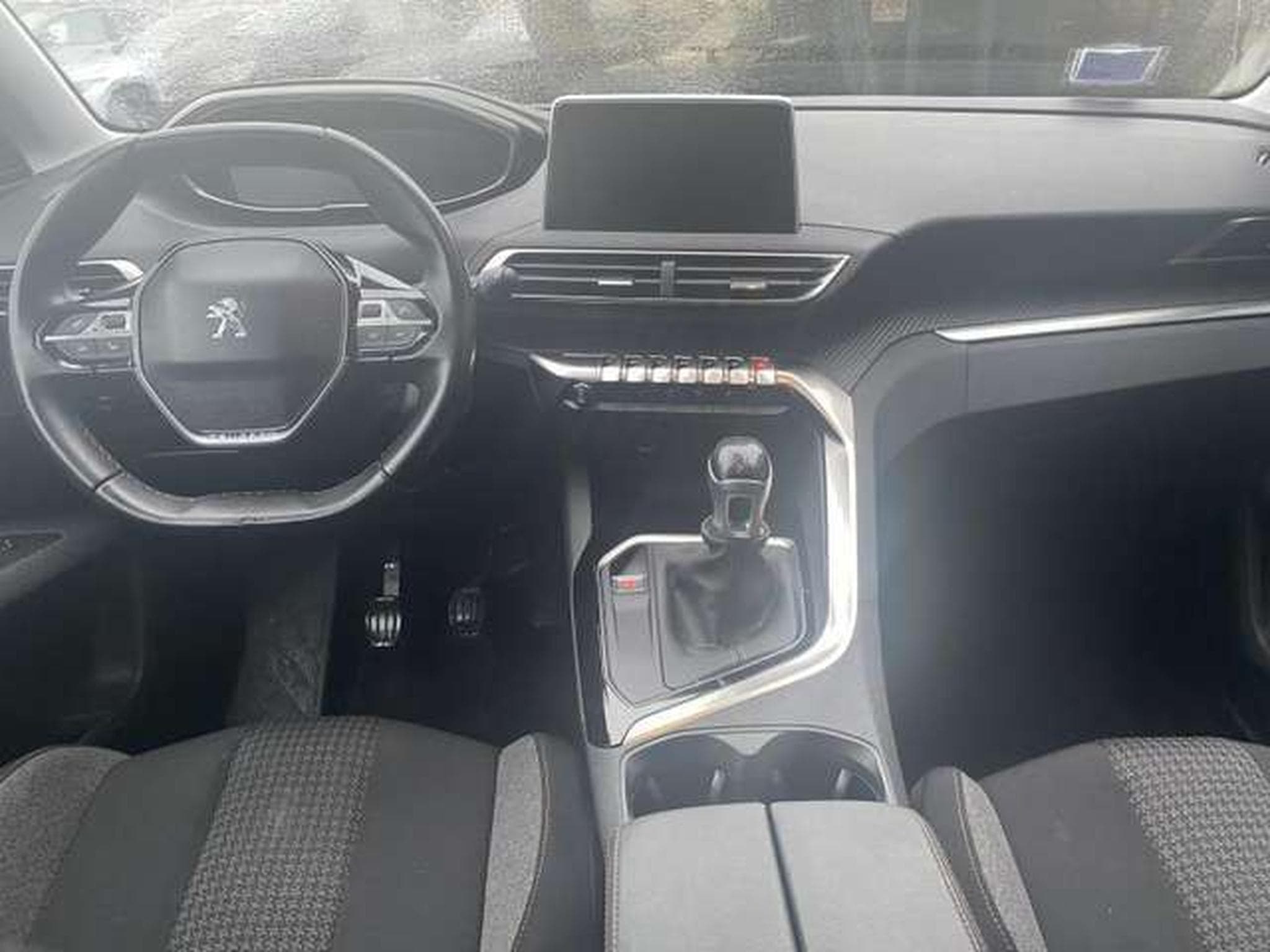 Peugeot 5008 7 places (2019) - Foto 10