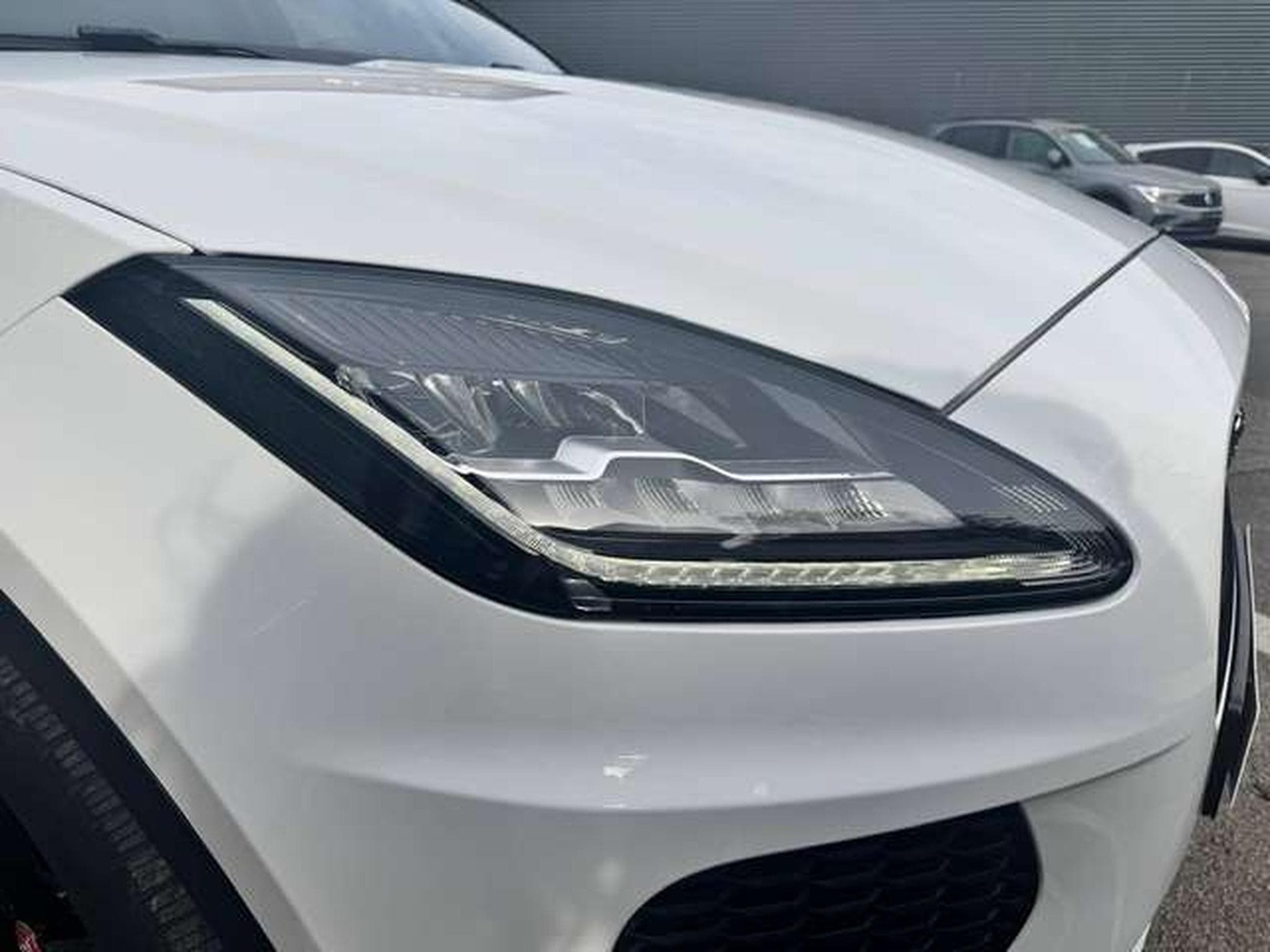 Jaguar E-Pace E-Pace P200 AWD Aut. R-Dynamic (2019) - Foto 8