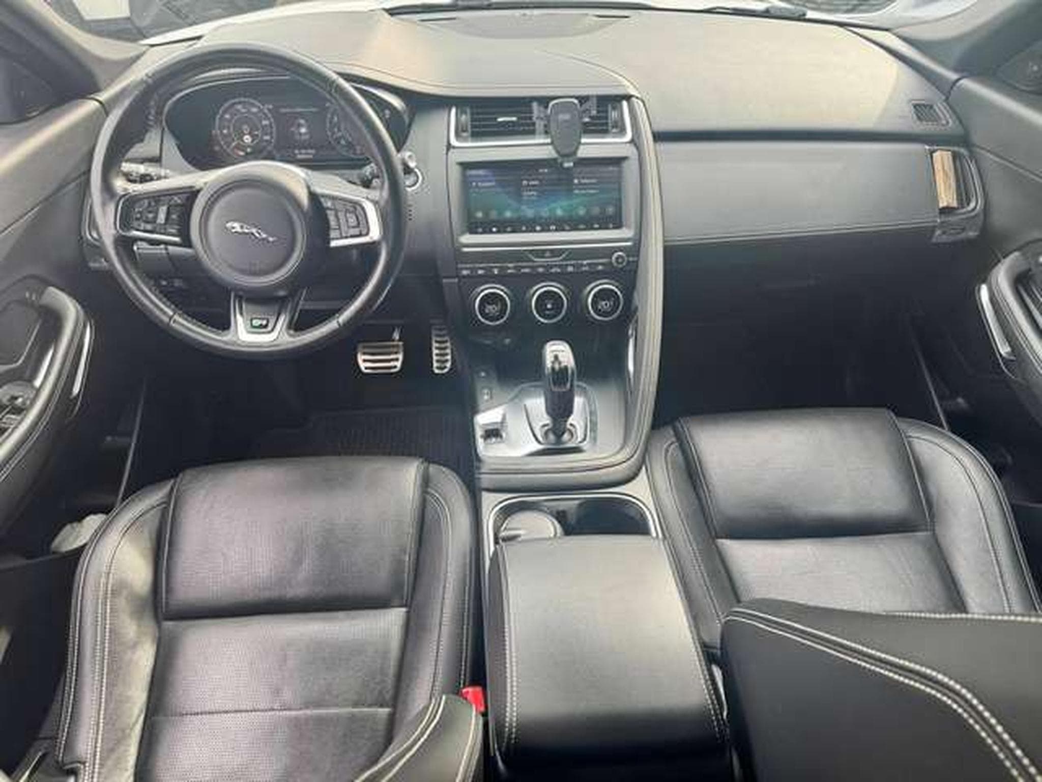 Jaguar E-Pace E-Pace P200 AWD Aut. R-Dynamic (2019) - Foto 13