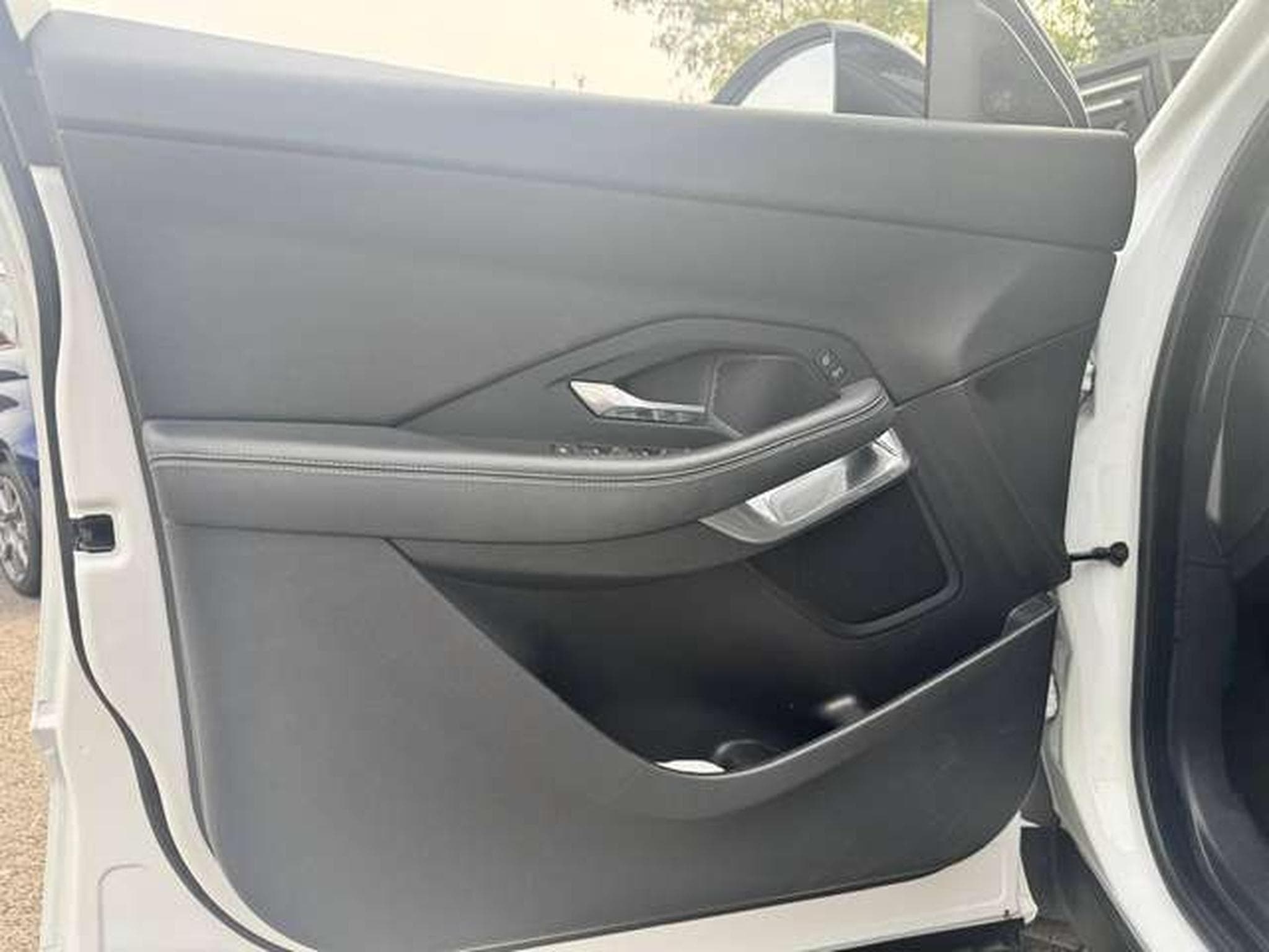 Jaguar E-Pace E-Pace P200 AWD Aut. R-Dynamic (2019) - Foto 10