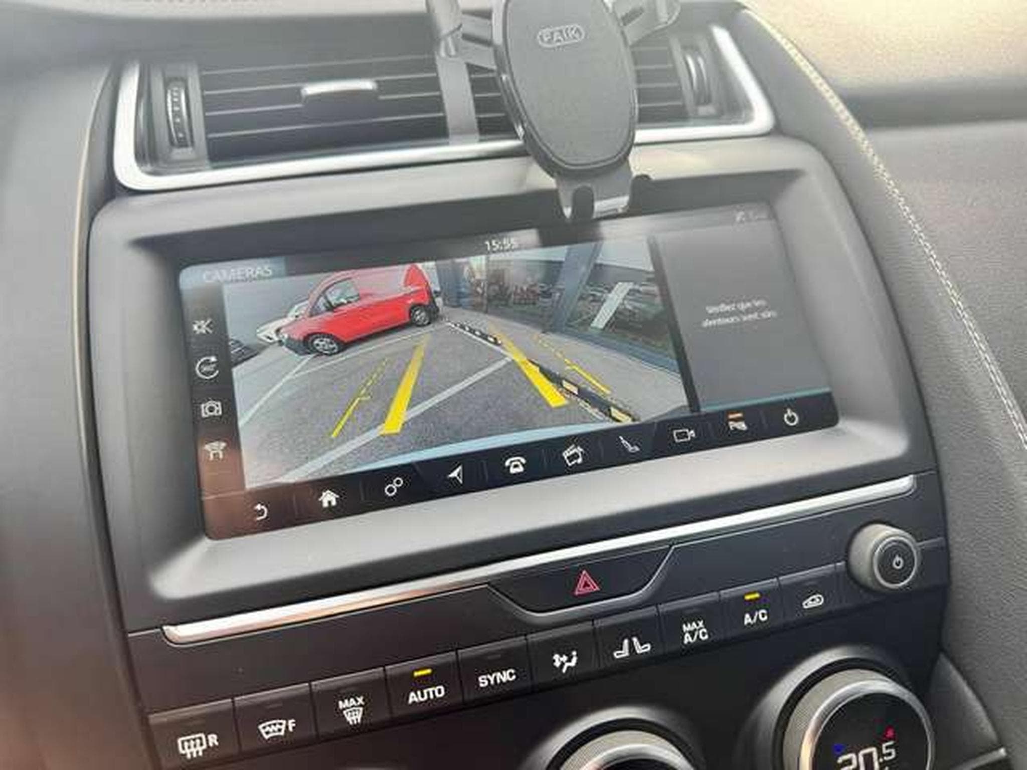 Jaguar E-Pace E-Pace P200 AWD Aut. R-Dynamic (2019) - Foto 18