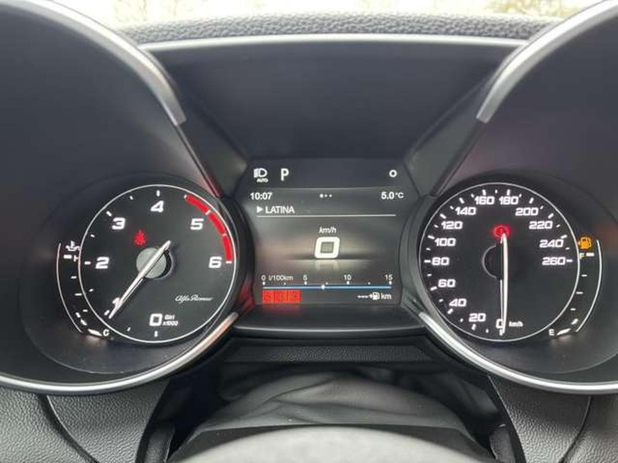 Alfa-Romeo Giulia 2.2 TURBO DIESEL - 150PS - AUTOMATIQUE - VENTE PRI (2018) - Foto 10