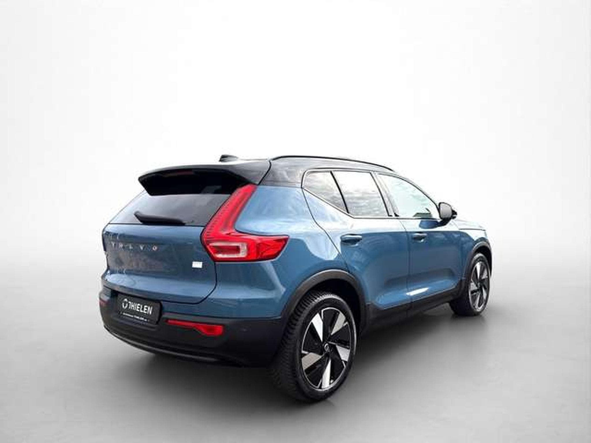 Volvo XC40 Ultimate Extended Range Pure/Pano/360/Pixel (2023) - Photo 6