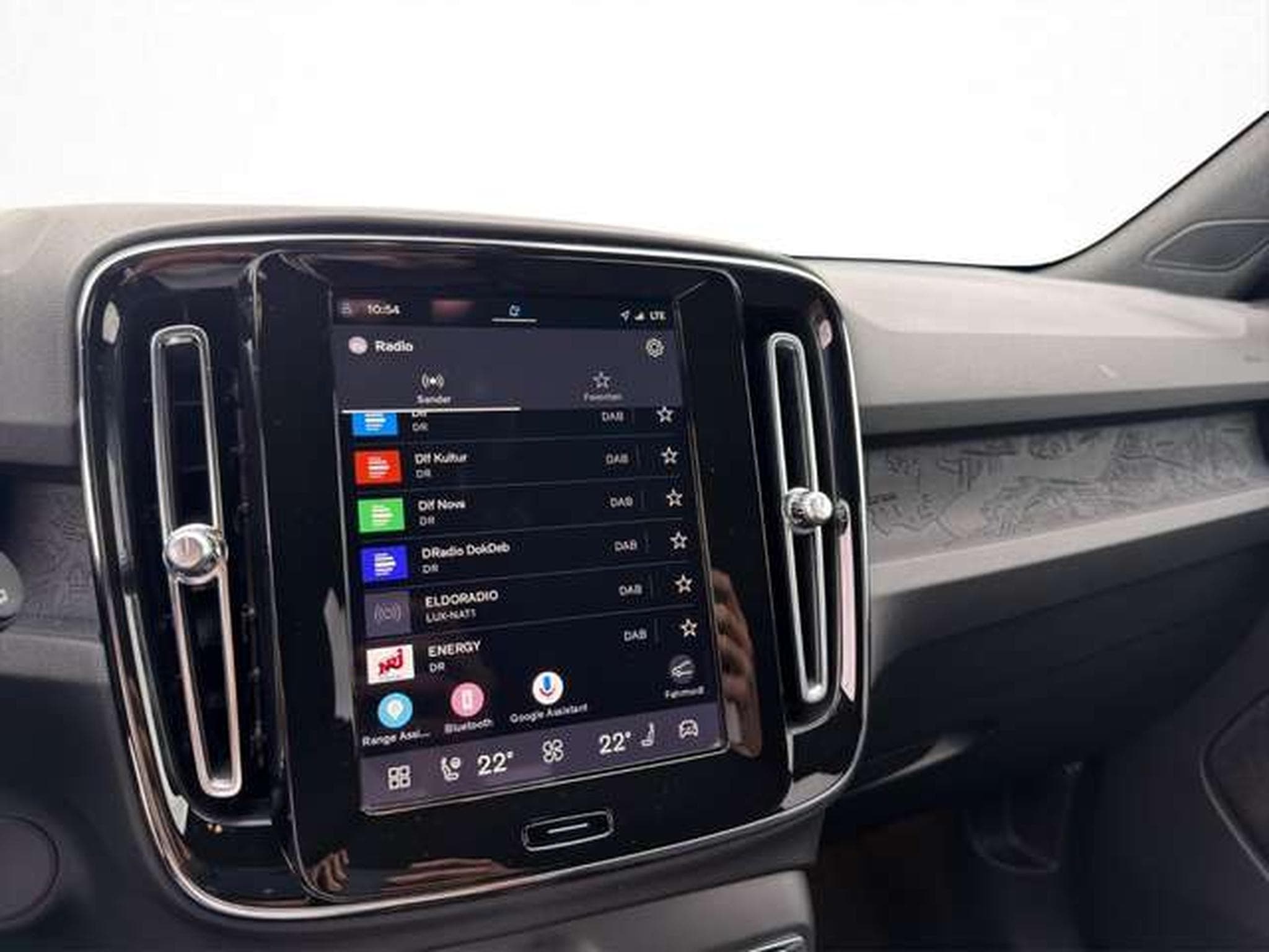 Volvo XC40 Ultimate Extended Range Pure/Pano/360/Pixel (2023) - Photo 22