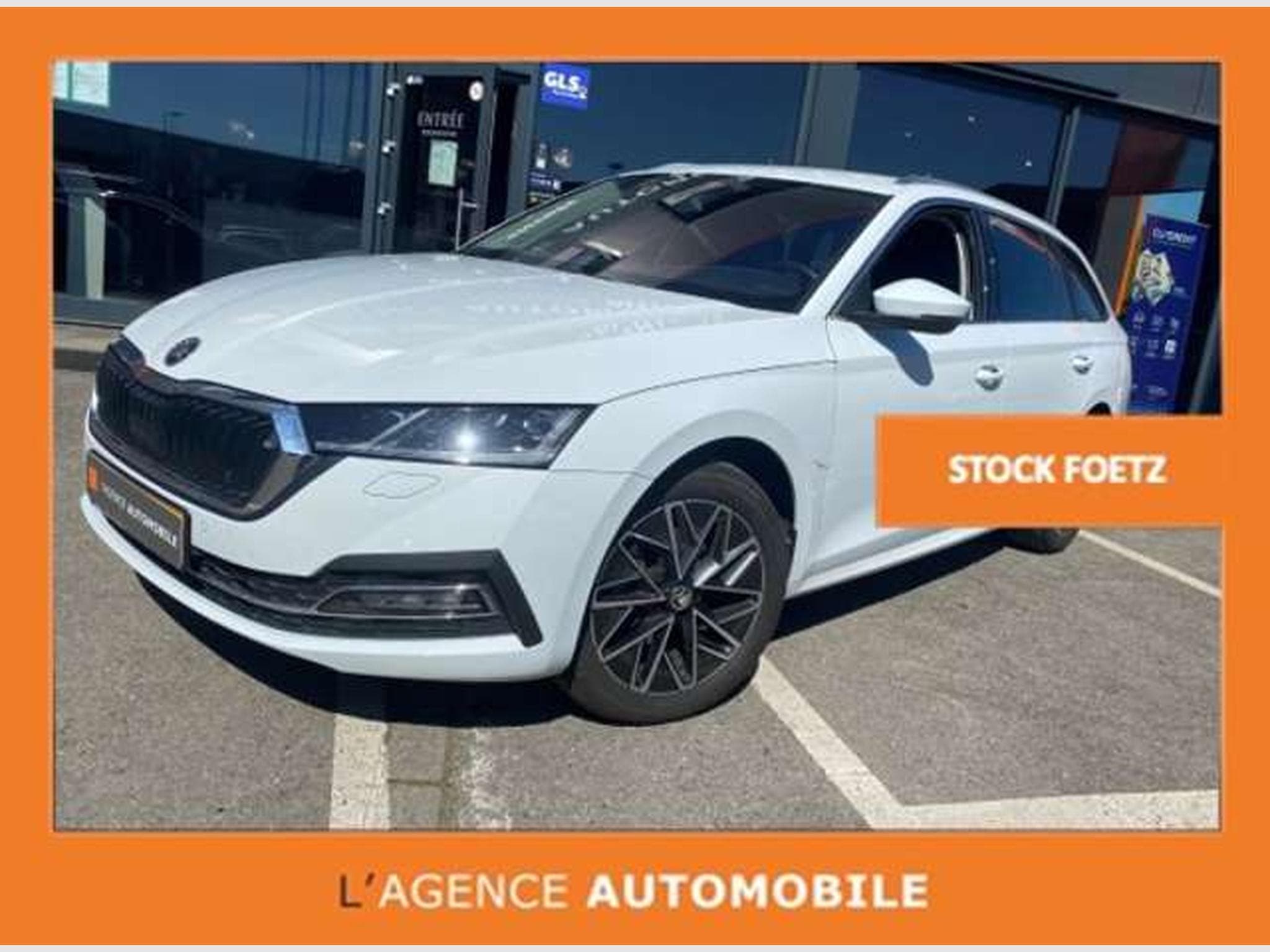 Skoda Octavia Octavia Combi 2.0 TDI DSG Edition Plus (2024) - Photo 1