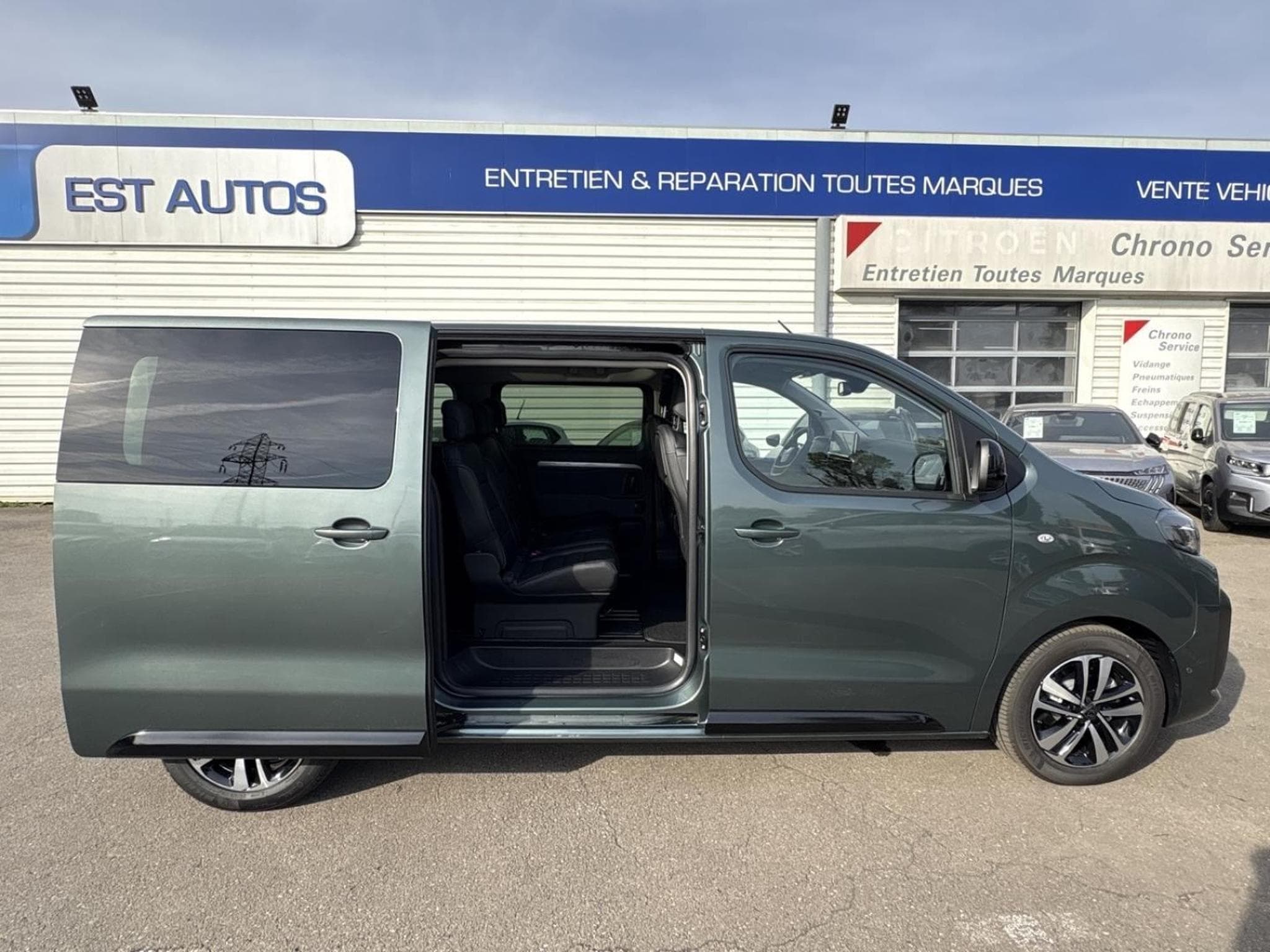 Peugeot Traveller Traveller ALLURE L2 180cv EAT8 (2026) - Foto 48