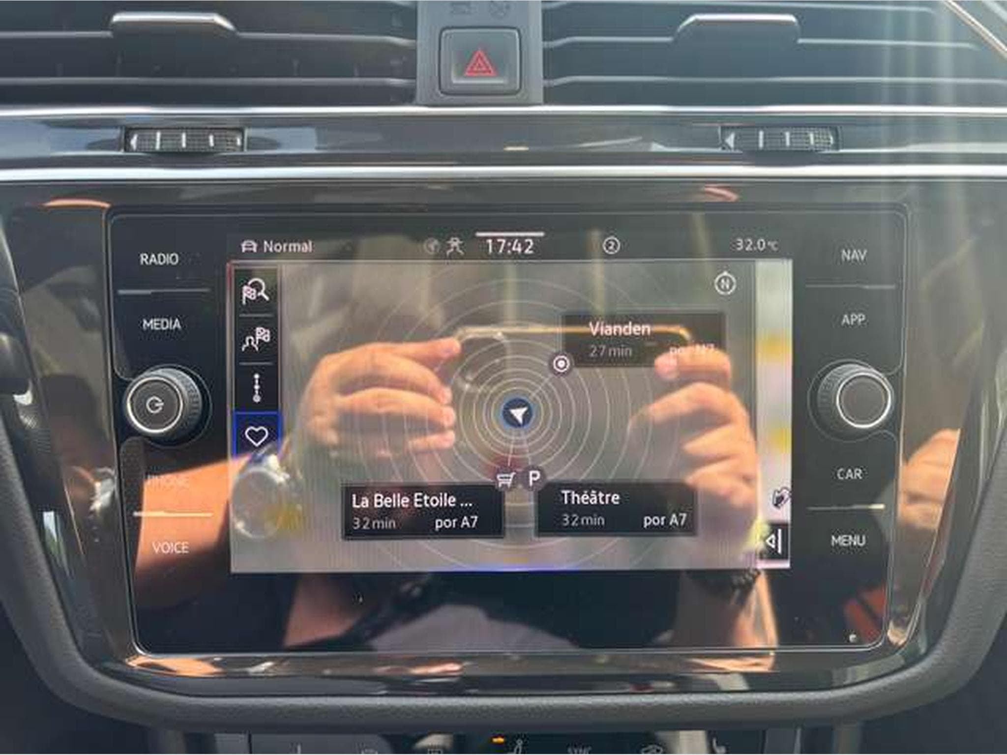 VW Tiguan 2.0TDI4Motion DSG-R-LINE-JUSQU'A 3 ANS DE GARANTIE (2022) - Photo 18
