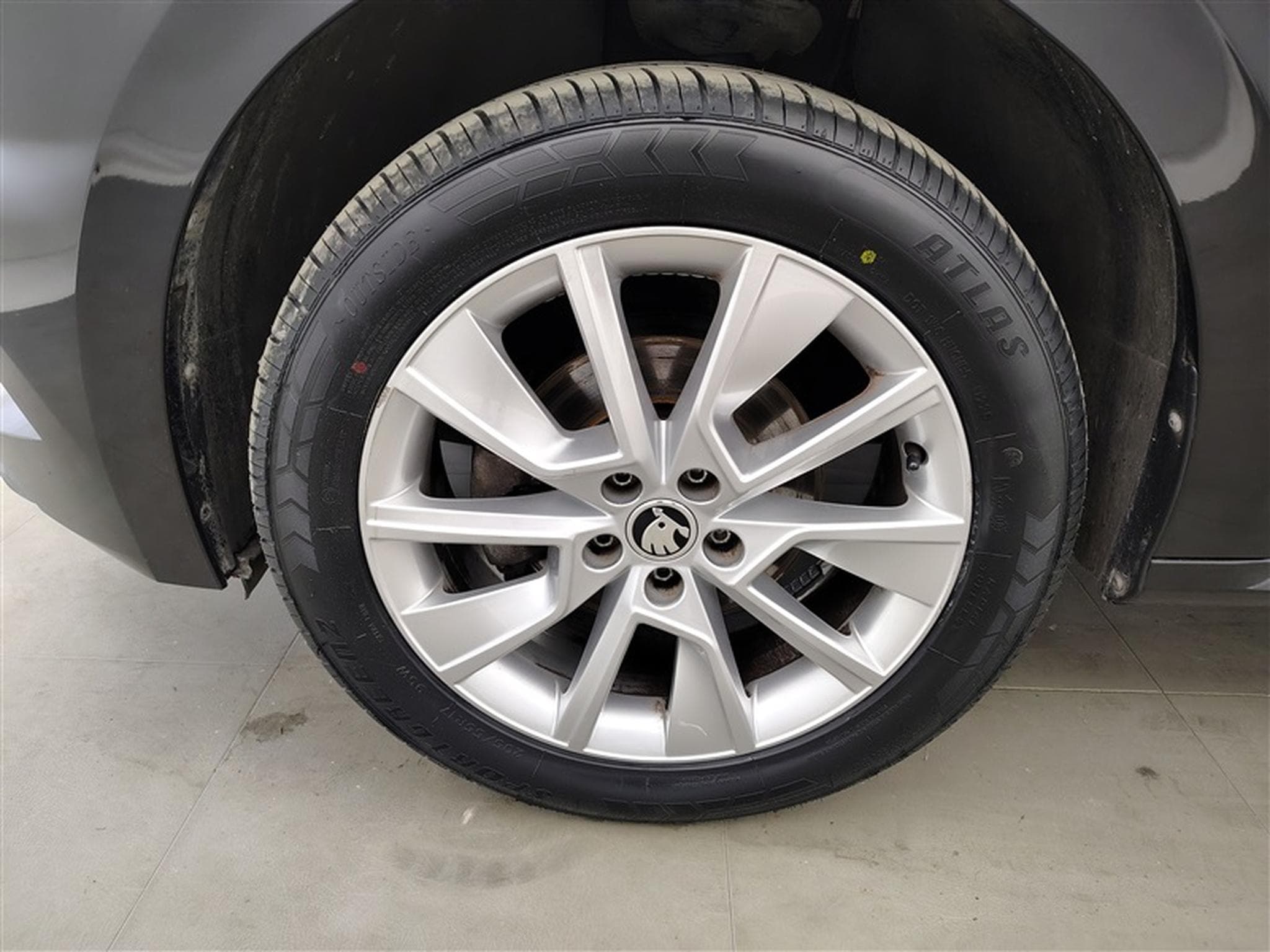 Skoda Kamiq 1.0 TSI Clever NAVI/FULL LED/JA17/PDC (2022) - Photo 6
