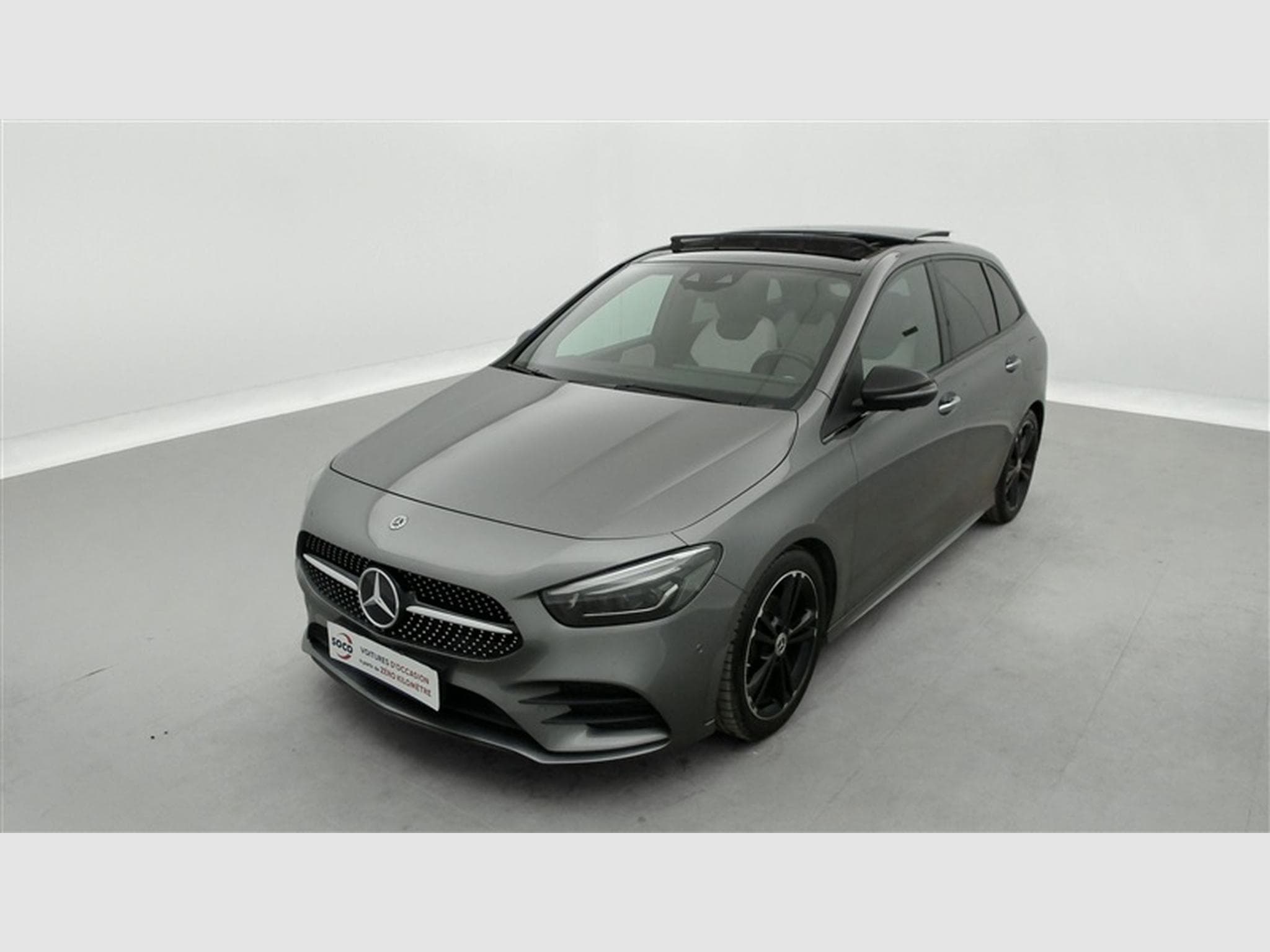Mercedes B 180 d AUTO AMG Line CUIR / NAVI / TOIT PANO /FULL LED /... (2020) - Photo 1
