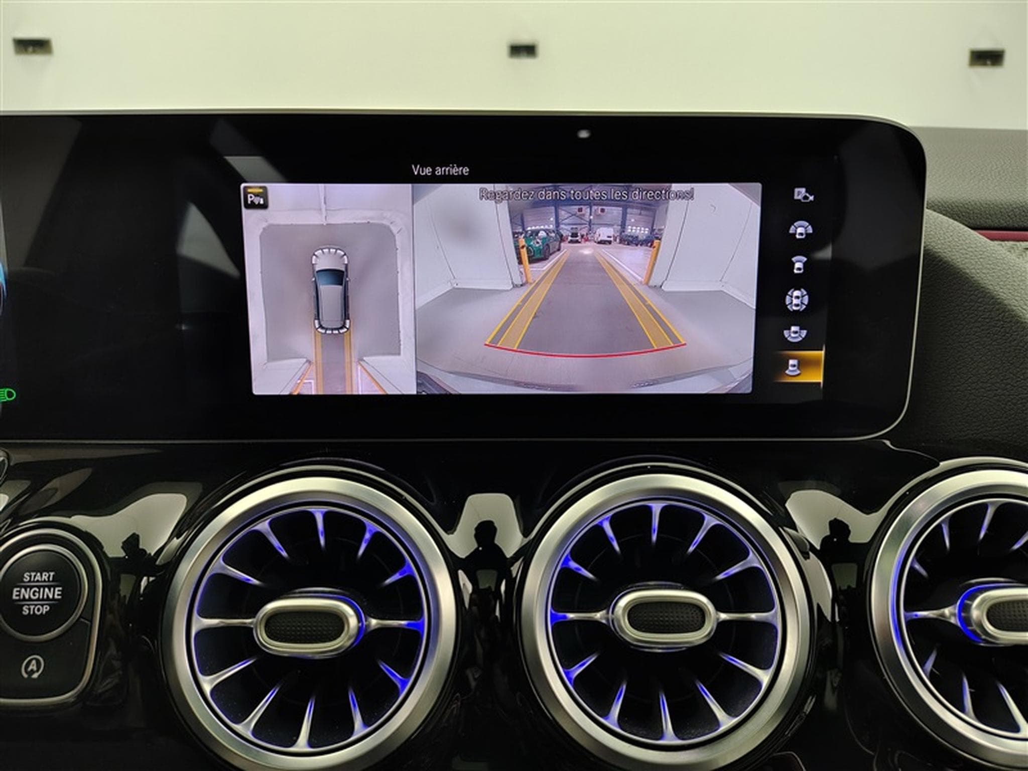 Mercedes B 180 d AUTO AMG Line CUIR / NAVI / TOIT PANO /FULL LED /... (2020) - Photo 18