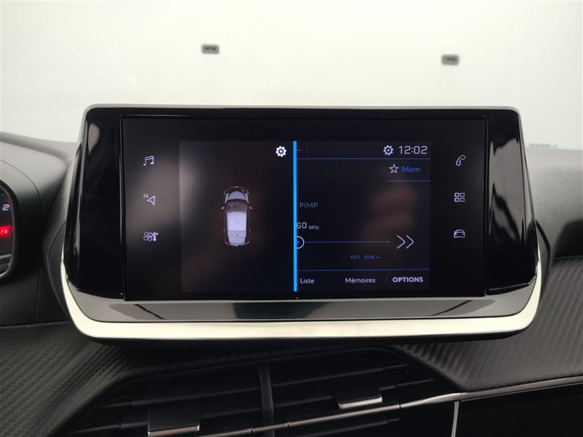 Peugeot 208 1.2i PureTech Active Pack CARPLAY / FULL LED / PDC AR / JA16 (2023) - Photo 18