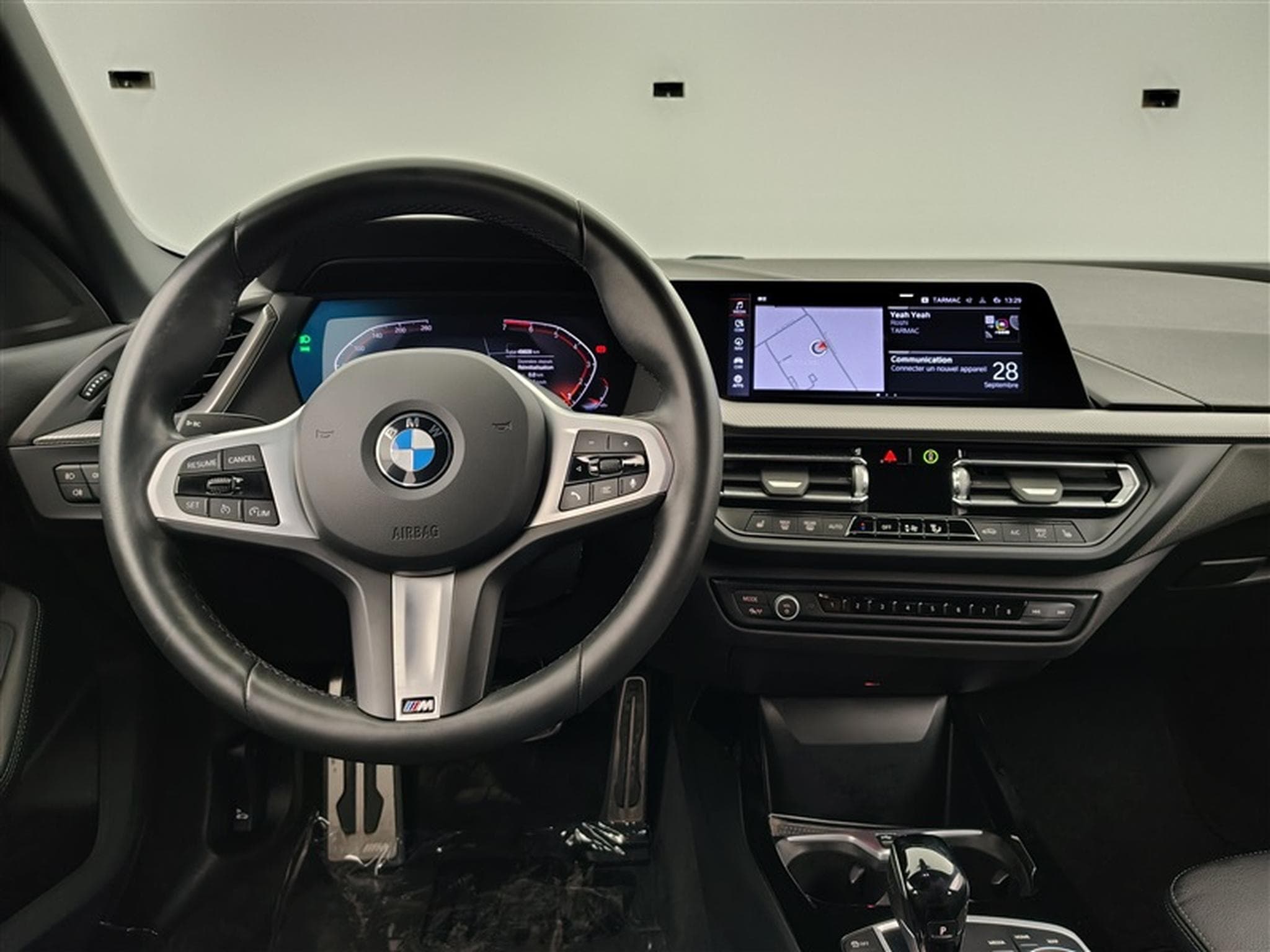 BMW 218 Gran Coupé 218iA Pack M CUIR / NAVI / CARPLAY (2024) - Photo 9